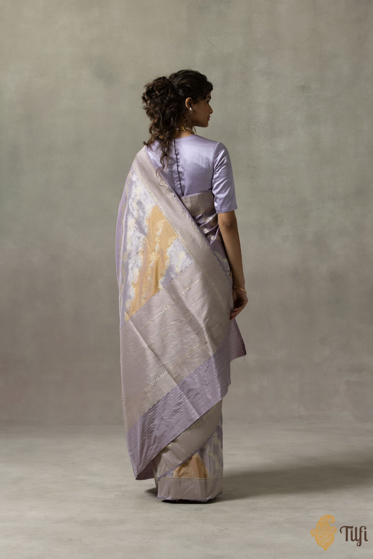 &#39;Gabrielle&#39; Lilac-Mustard Rangkat Pure Katan and Tissue Silk Banarasi Handloom Saree