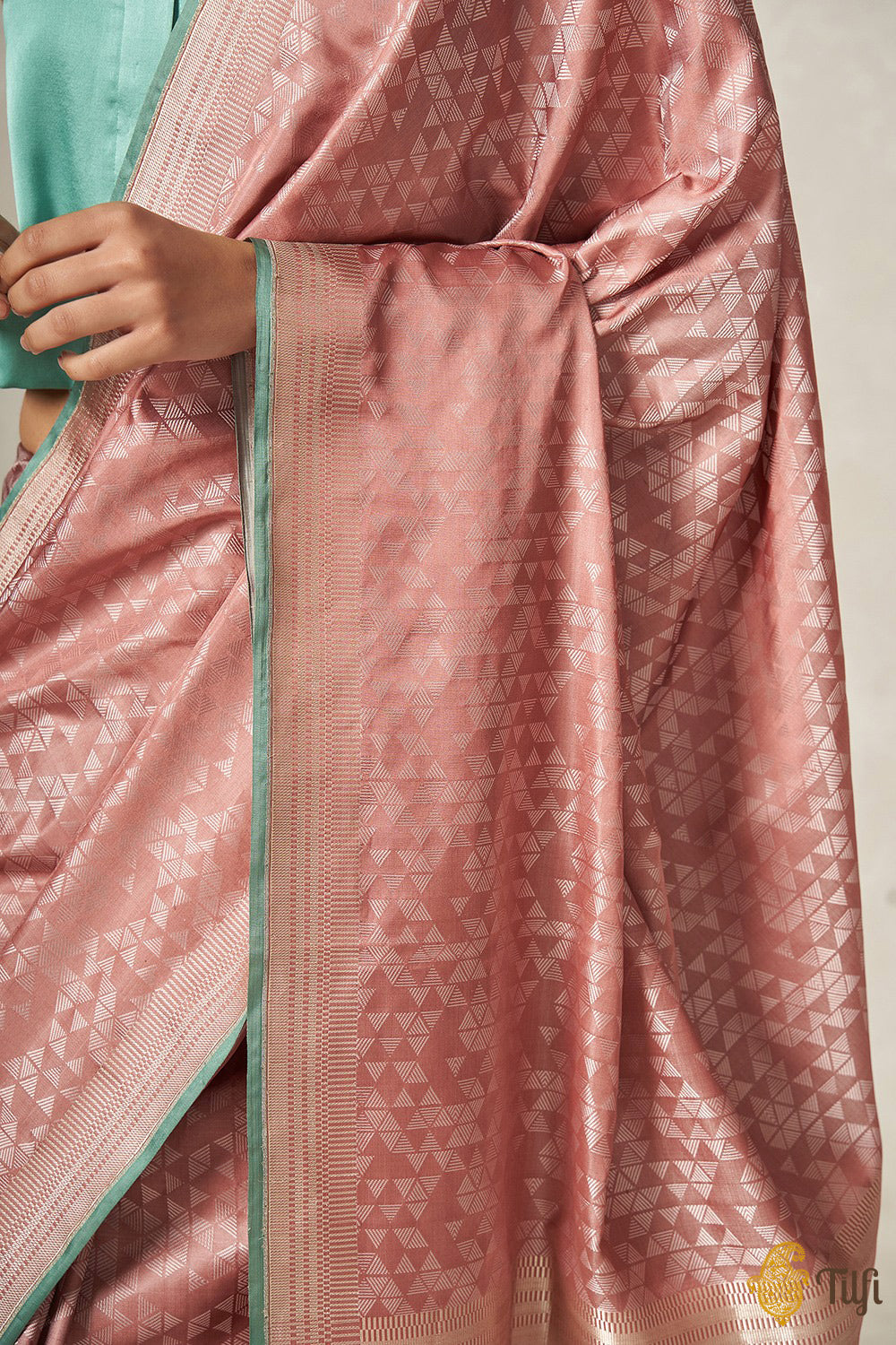 &#39;Tamara&#39; Old Rose Pure Satin Silk Geometric Banarasi Handloom Saree