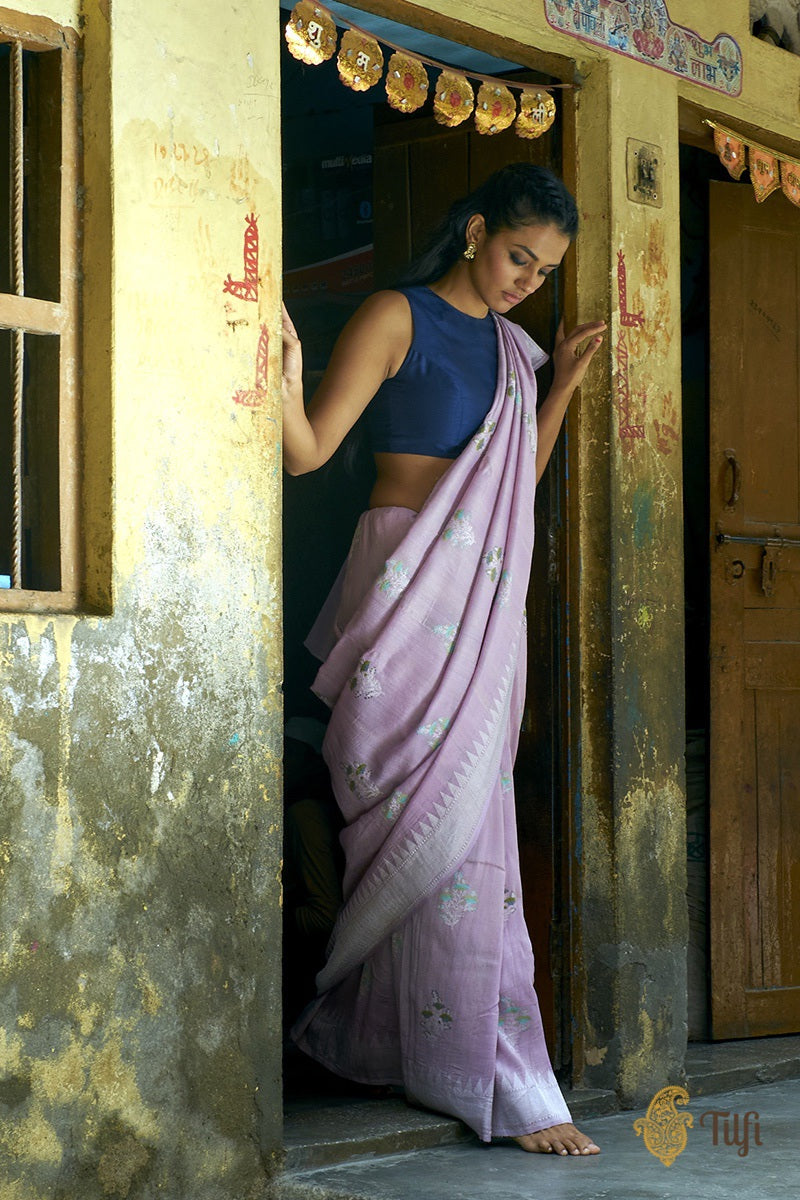 &#39;Dharini&#39; Cool Lavender Pure Tussar Georgette Silk Banarasi Handloom Saree