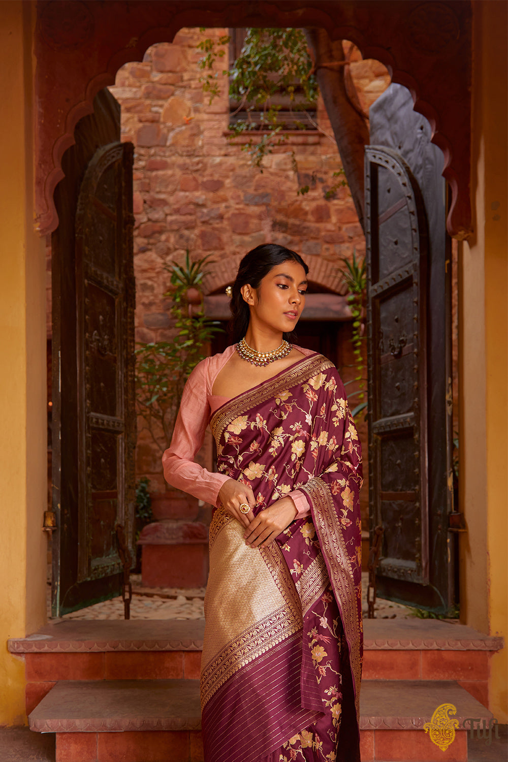 &#39;Juno&#39; Garnet Pure Katan Silk Banarasi Handloom Saree
