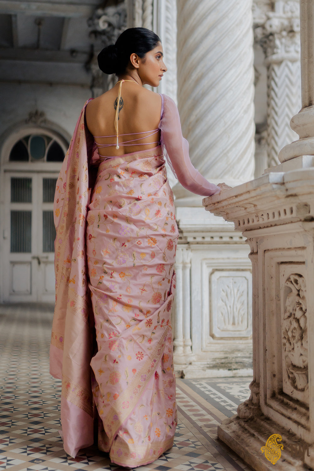 &#39;Vedha&#39; Pink Pure Katan Silk Jangla Banarasi Handloom Saree