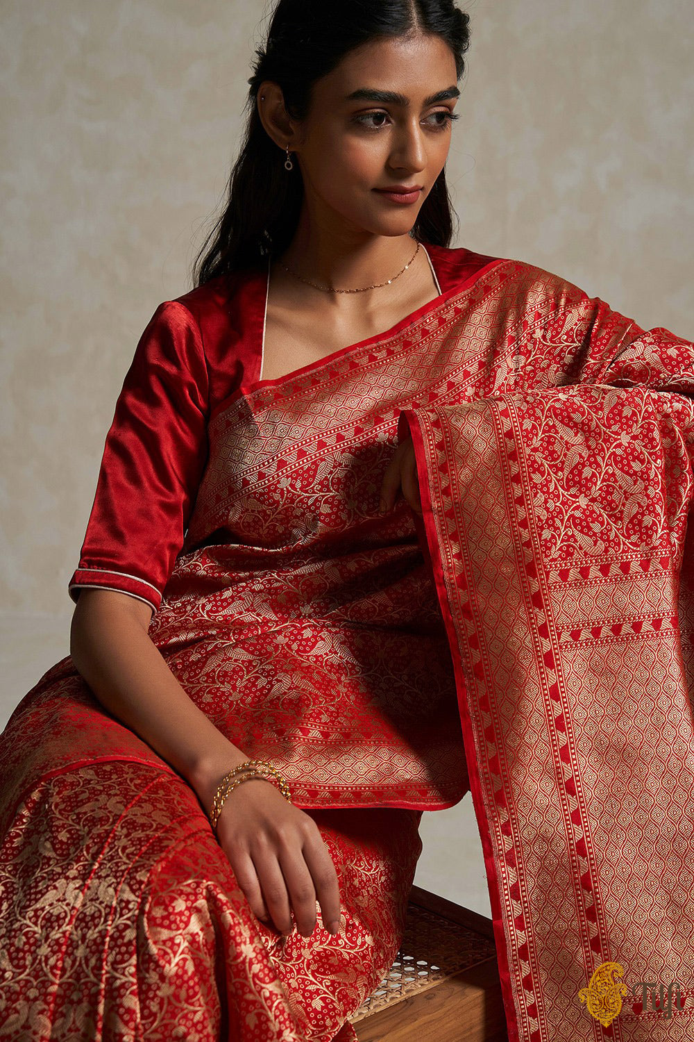 &#39;Sarika&#39; Red Pure Katan Silk Banarasi Handloom Saree