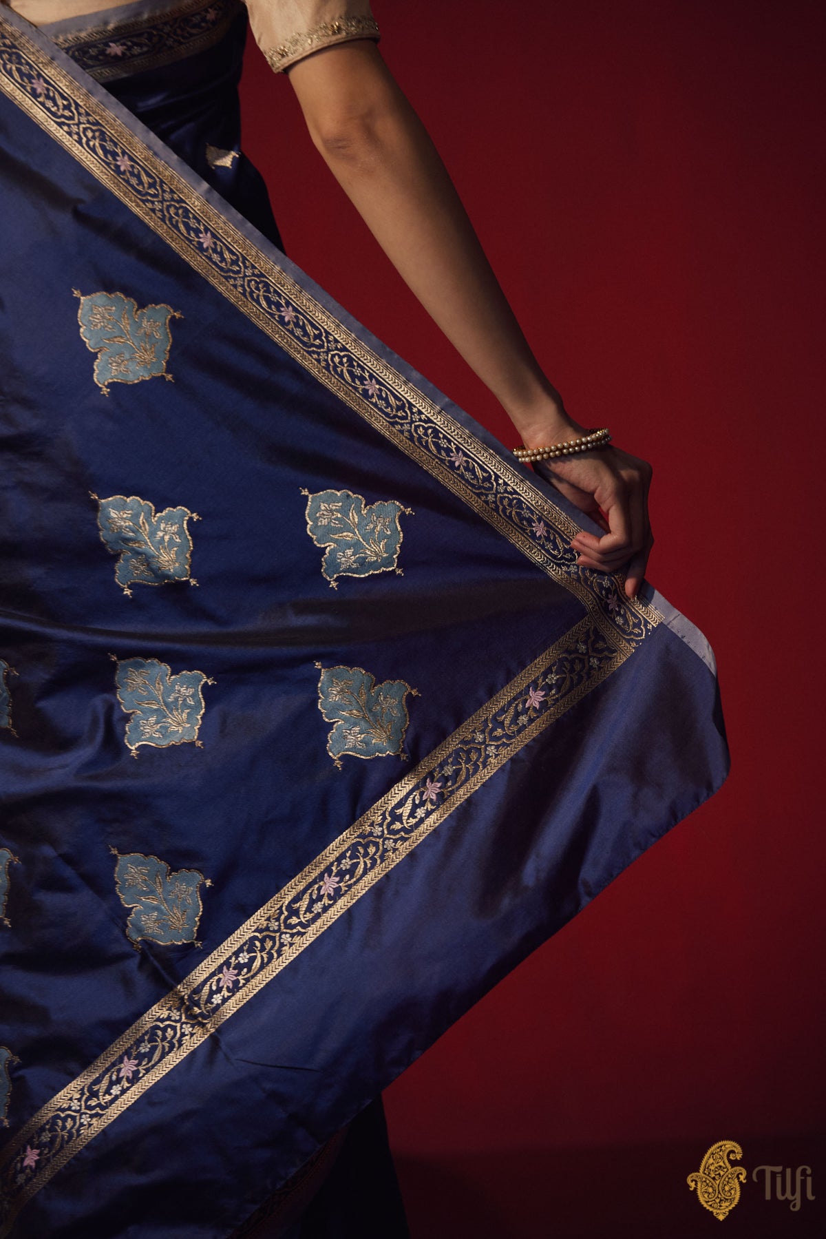 Pre-Order: &#39;Shanta&#39; Navy Blue Pure Katan Silk Banarasi Handloom Saree