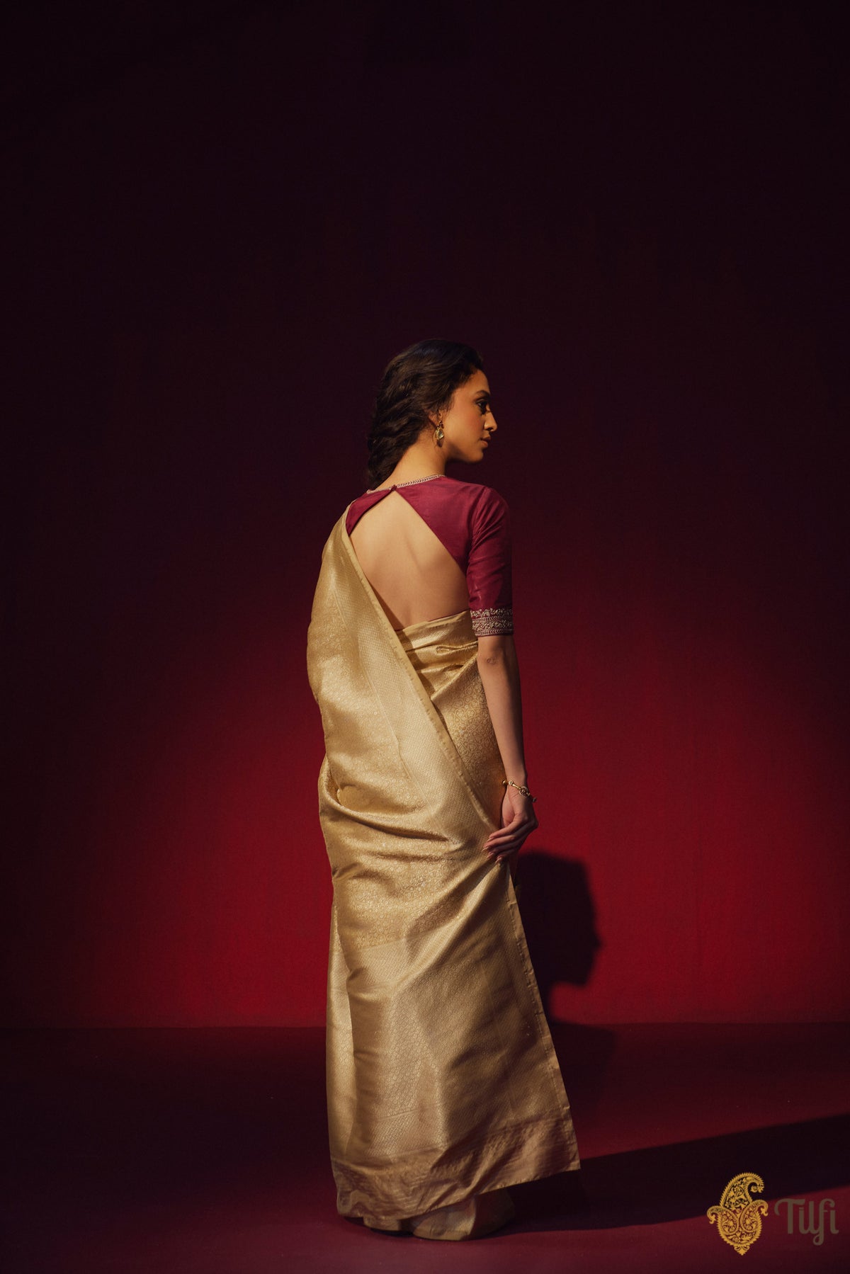 Pre-Order: &#39;Zohra&#39; Beige Pure Katan Silk Banarasi Handloom Saree