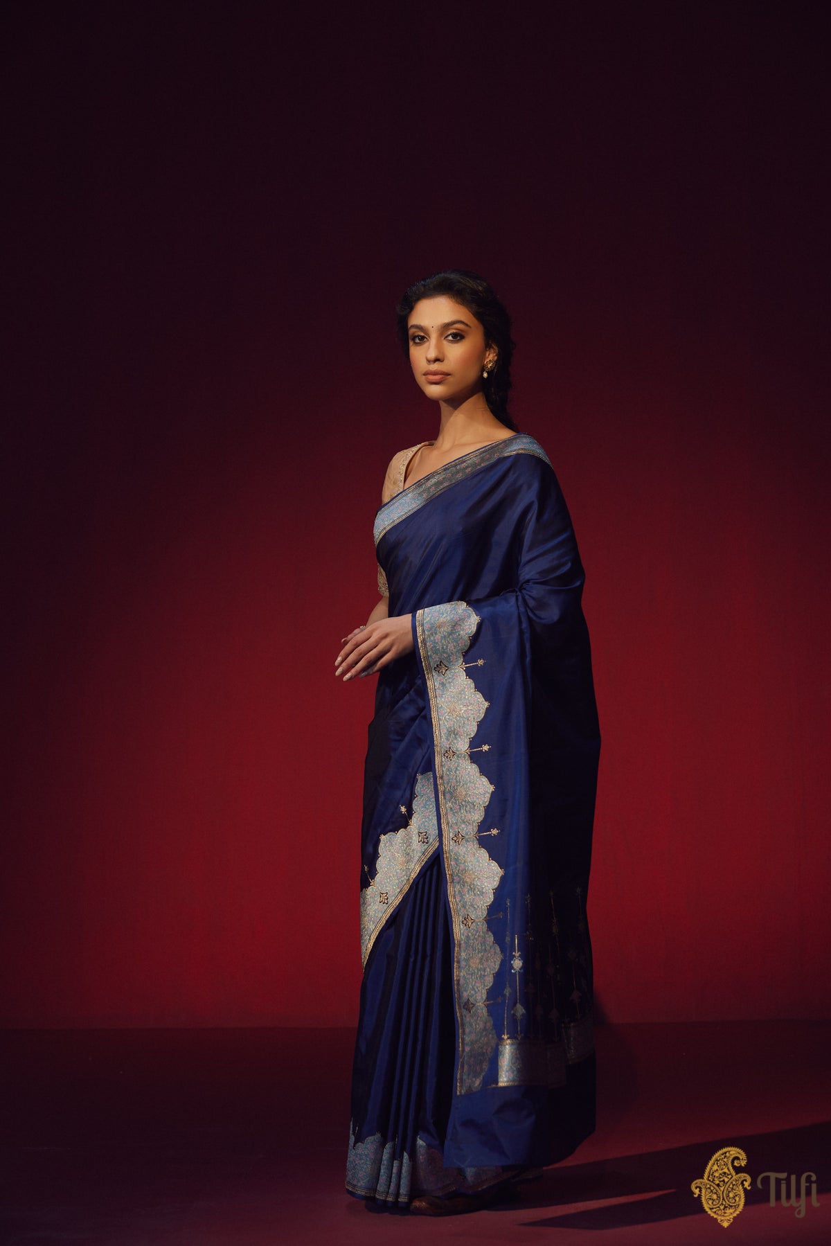 Pre-Order: &#39;Usha&#39; Navy Blue-Black Pure Katan Silk Banarasi Handloom Saree