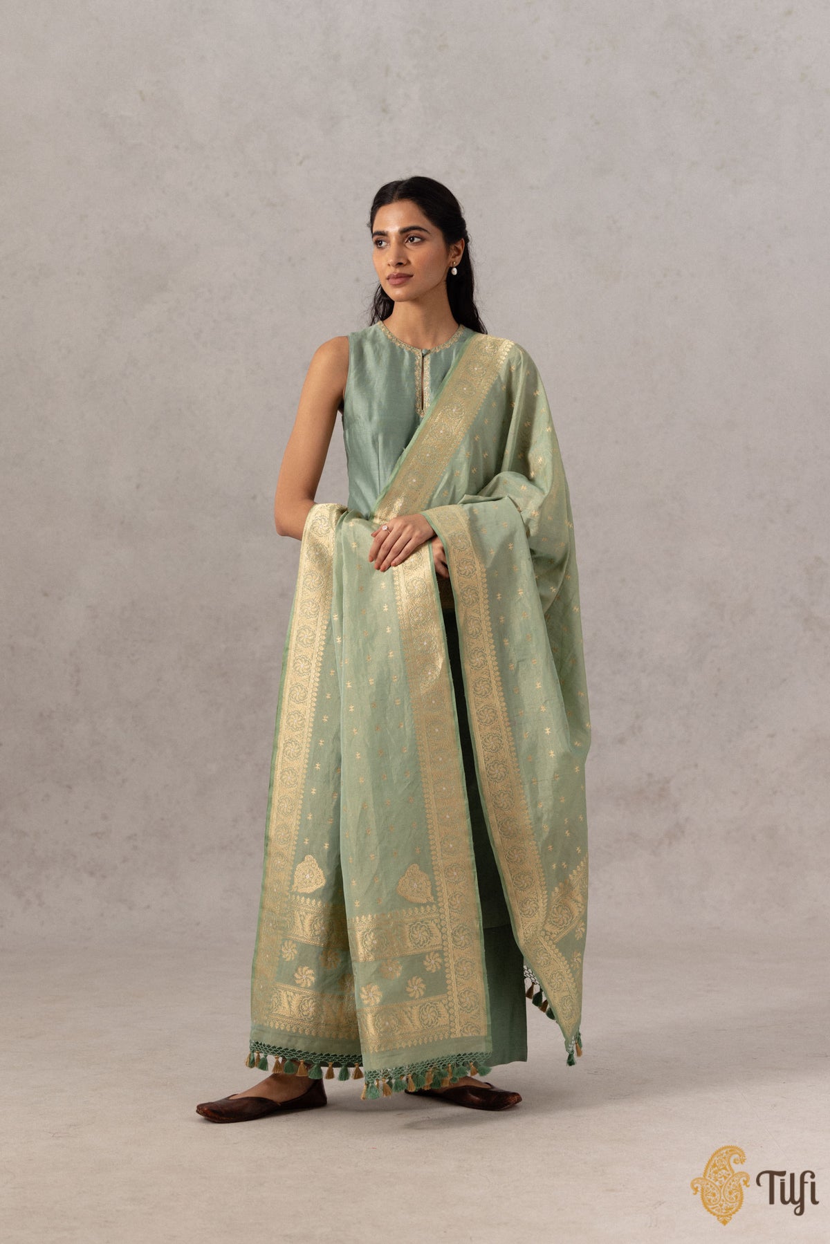 Green Pure Cotton Tissue Banarasi Handloom Dupatta