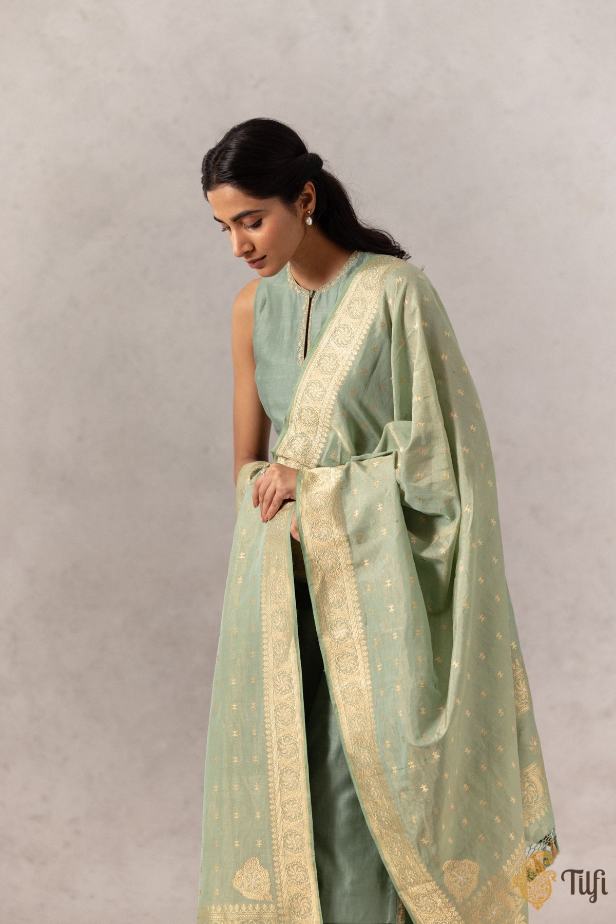 Green Pure Cotton Tissue Banarasi Handloom Dupatta