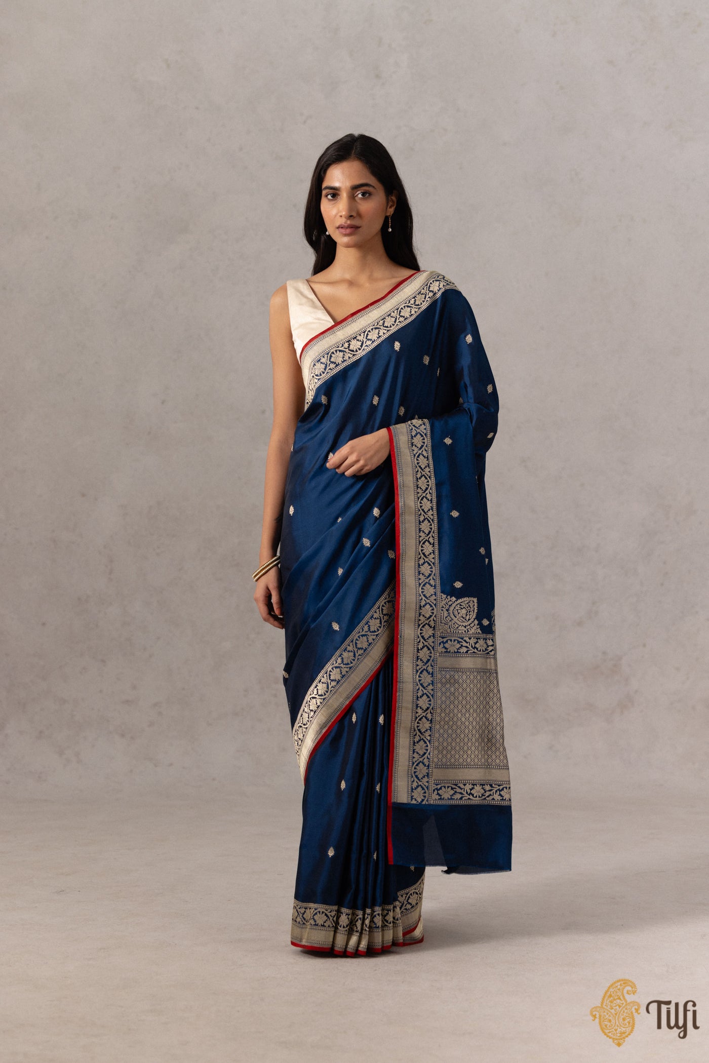 Pure Handwoven Banarasi Sarees Tagged 