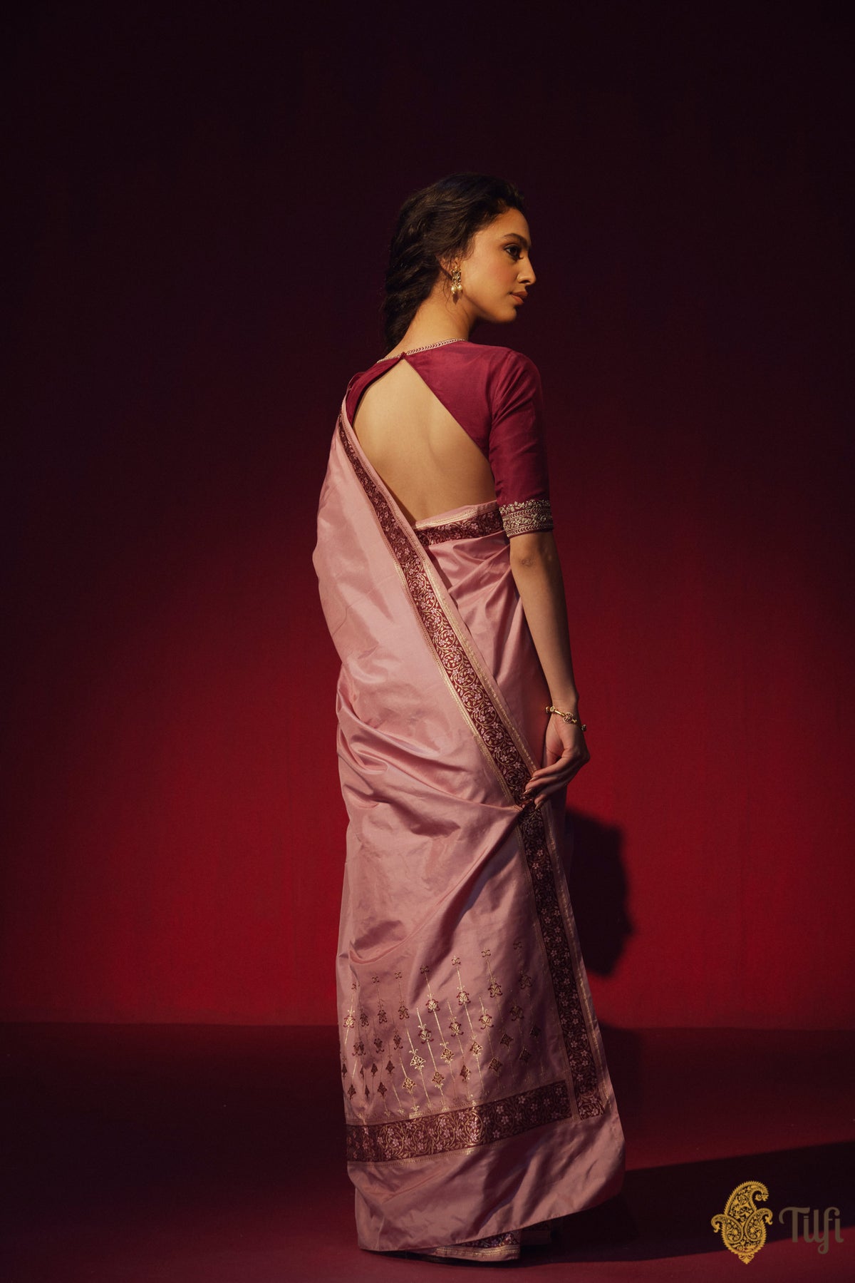 &#39;Usha&#39; Pink Pure Katan Silk Banarasi Handloom Saree