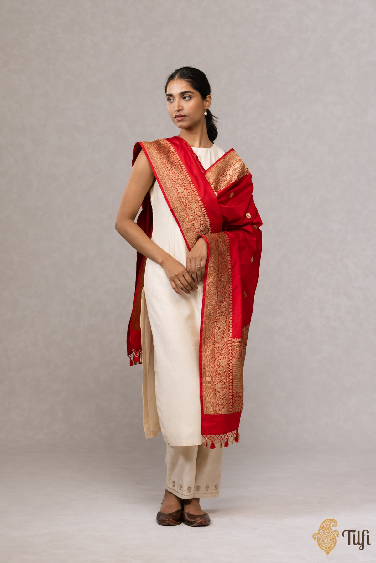 Pre-Order: Red Pure Katan Silk Banarasi Handloom Dupatta
