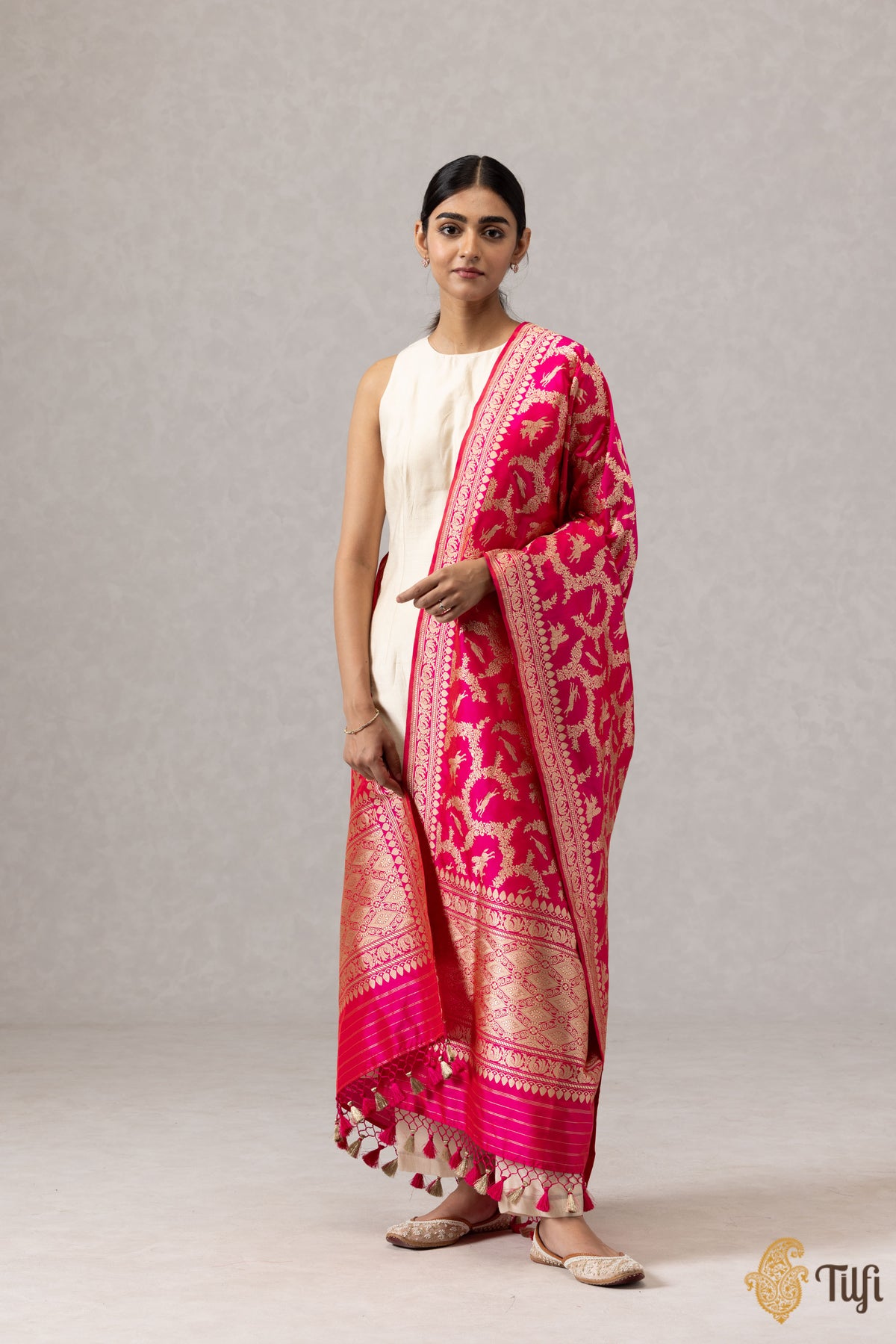 Red-Rani Pink Pure Katan Silk Banarasi Handwoven Dupatta