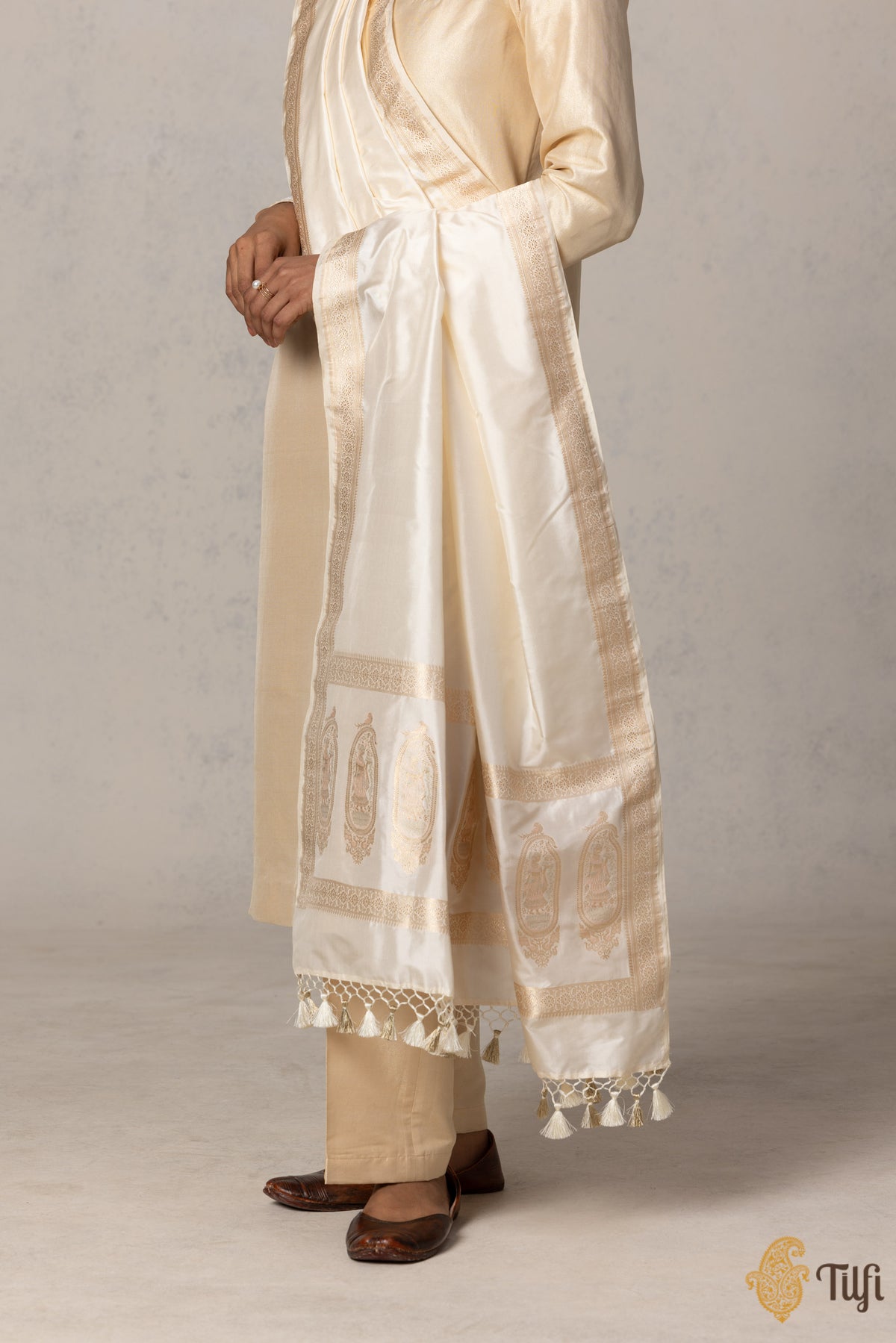Off-White Pure Katan Silk Banarasi Handloom Dupatta