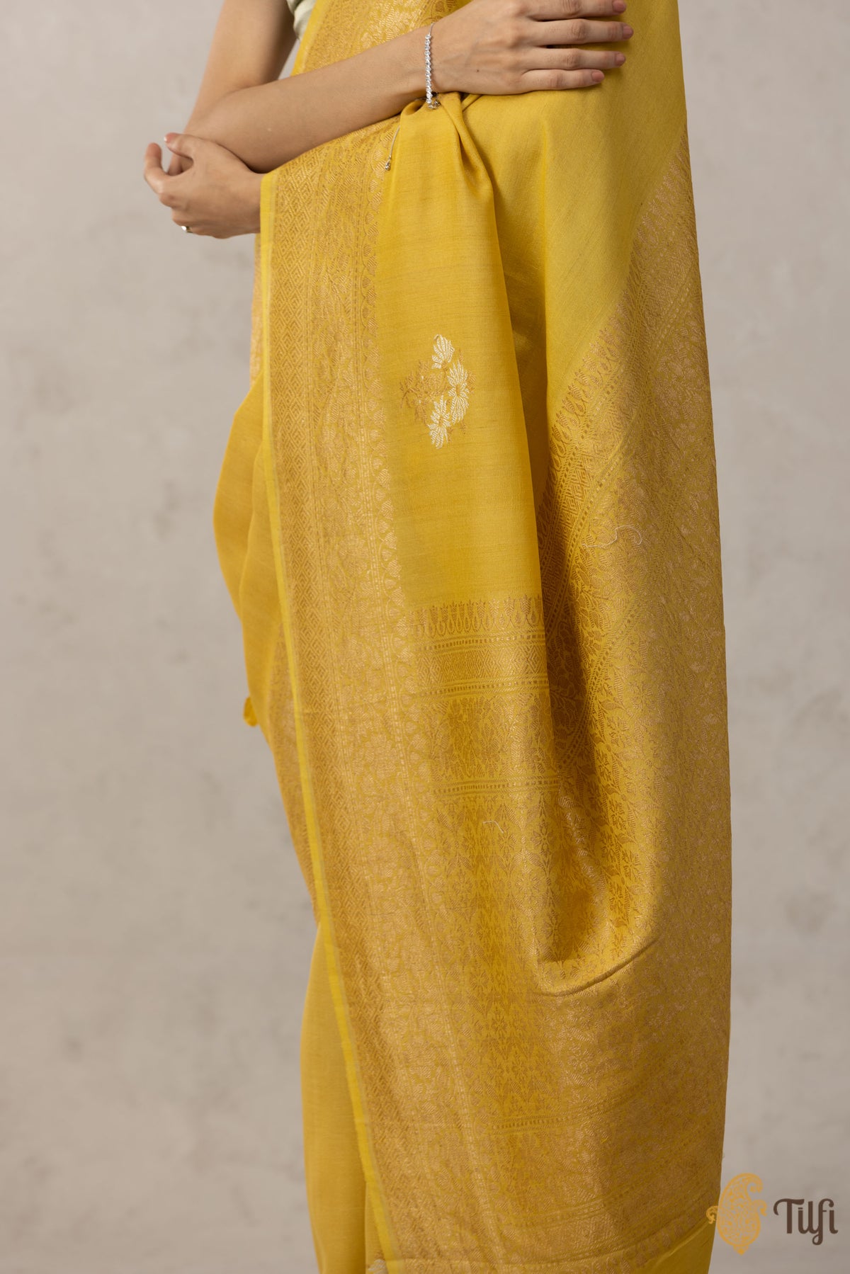 Dandelion Yellow Pure Tussar Georgette Silk Banarasi Handloom Saree