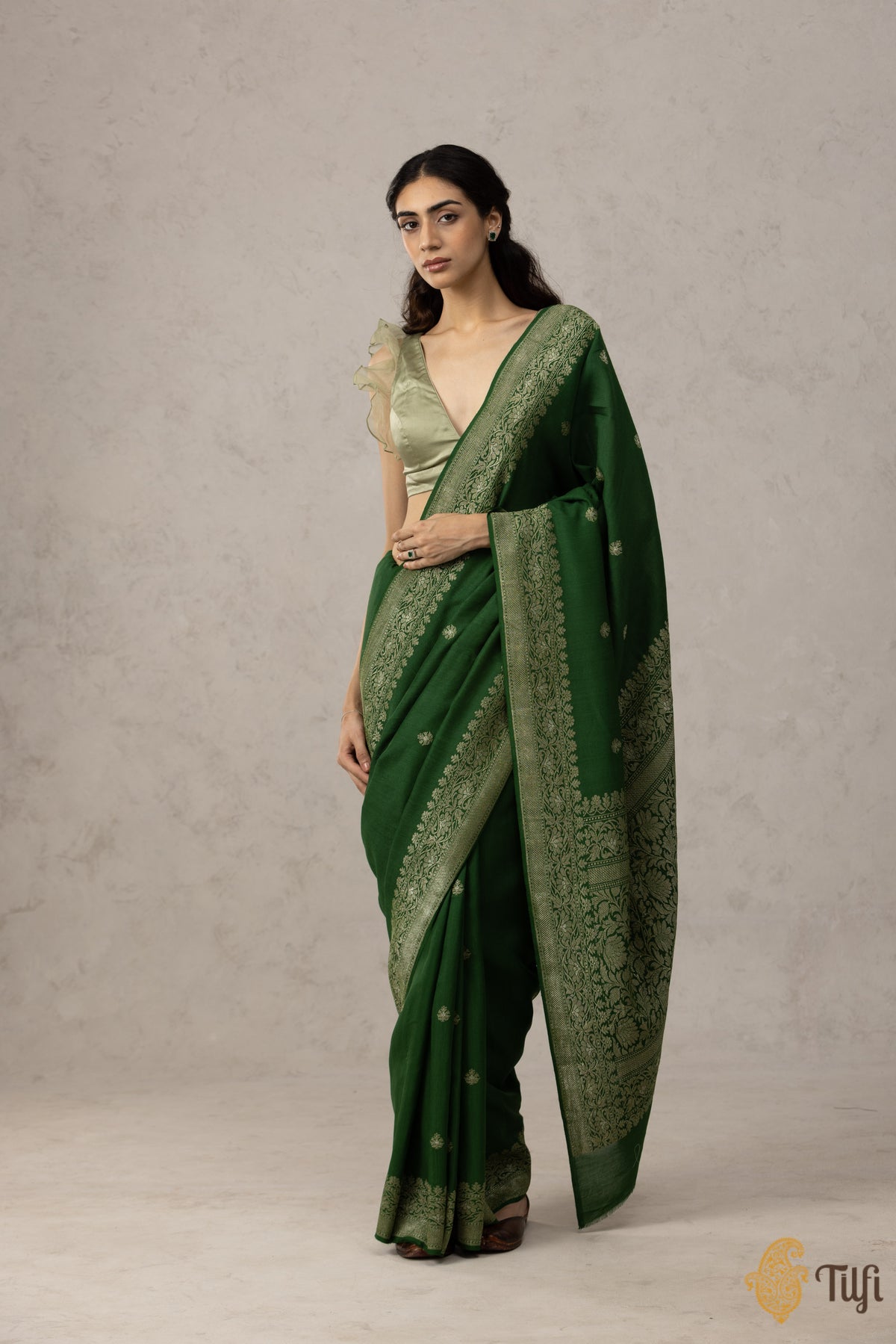Pre-Order: Dark Green Pure Monga Georgette Silk Banarasi Handloom Saree