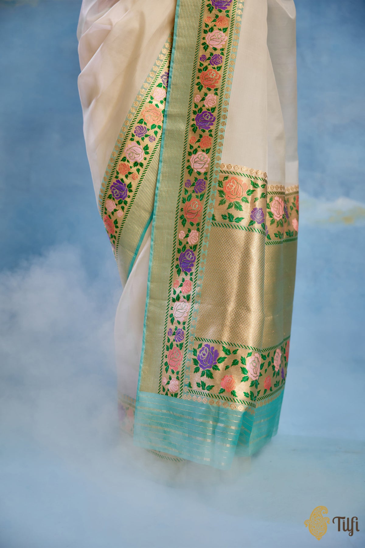 Pre-Order: Off-White Pure Kora Silk Banarasi Handloom Saree