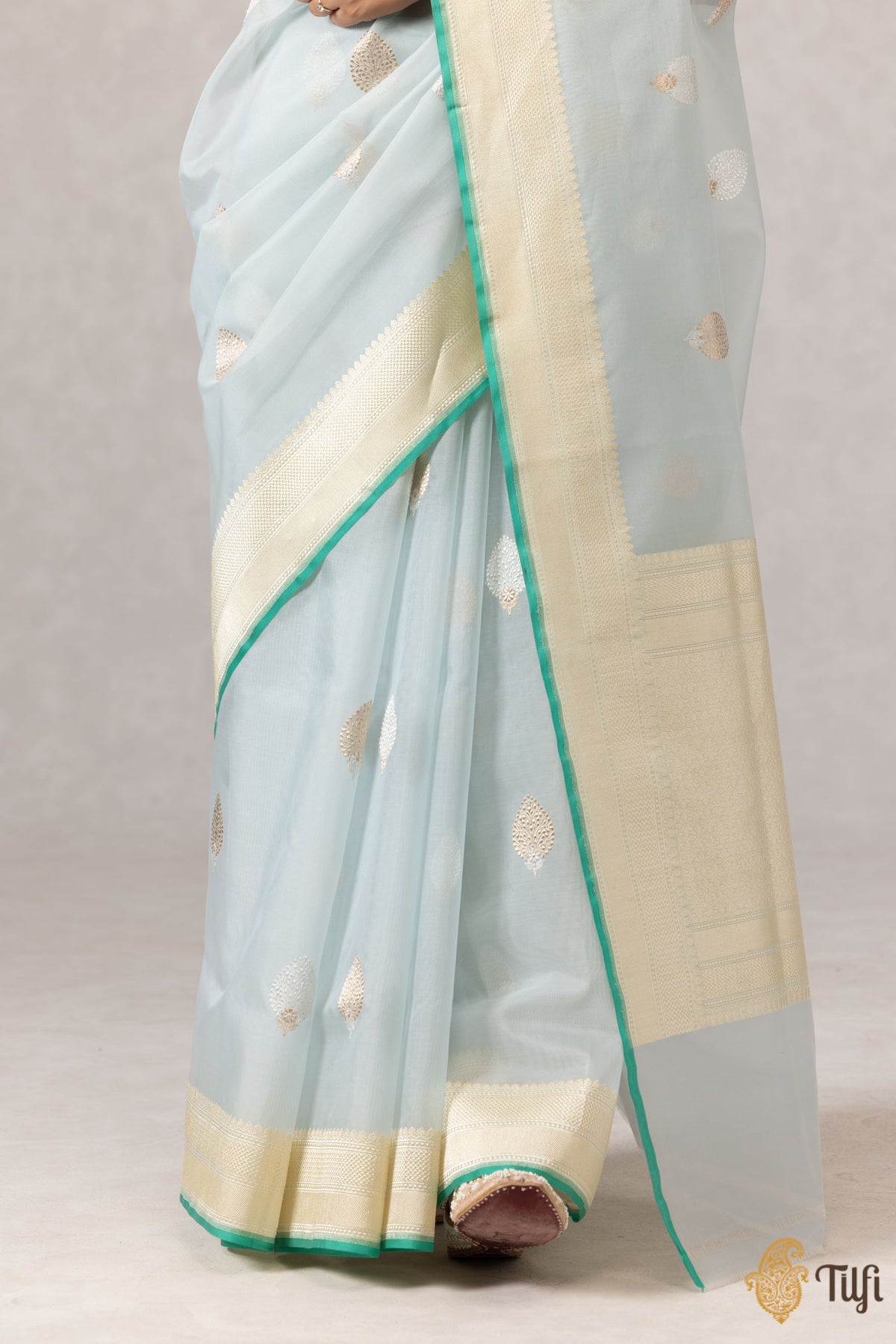 Light Powder Blue Pure Kora Silk Handwoven Banarasi Saree