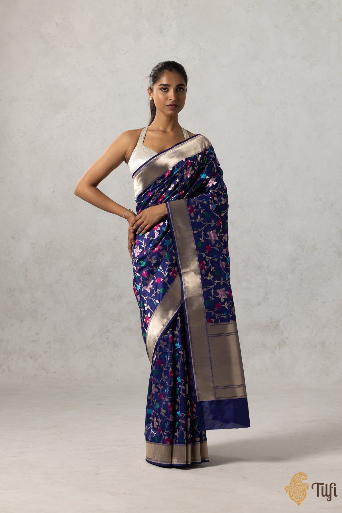 &#39;Bhairavi&#39; Navy Blue Pure Katan Silk Banarasi Handloom Saree