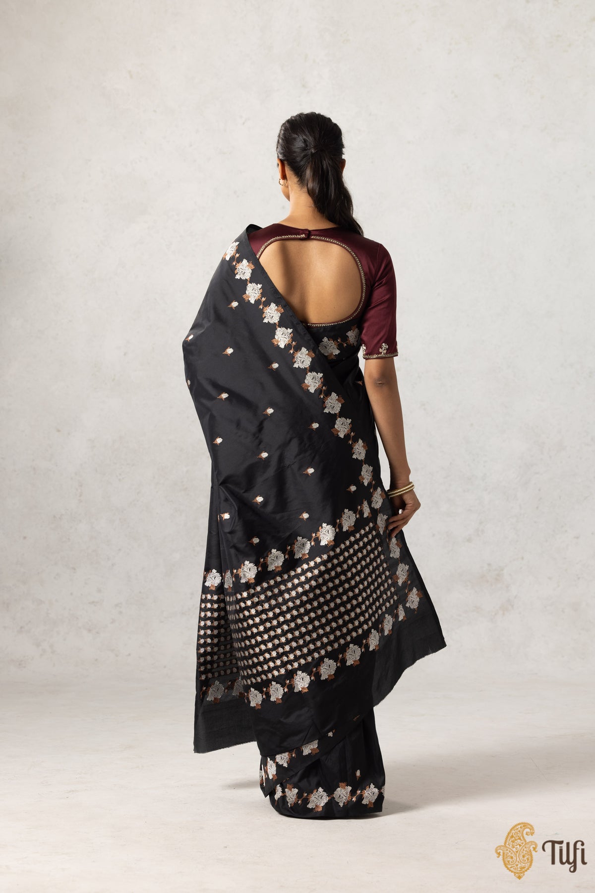 &#39;Firoza&#39; Black Pure Katan Silk Banarasi Handloom Saree