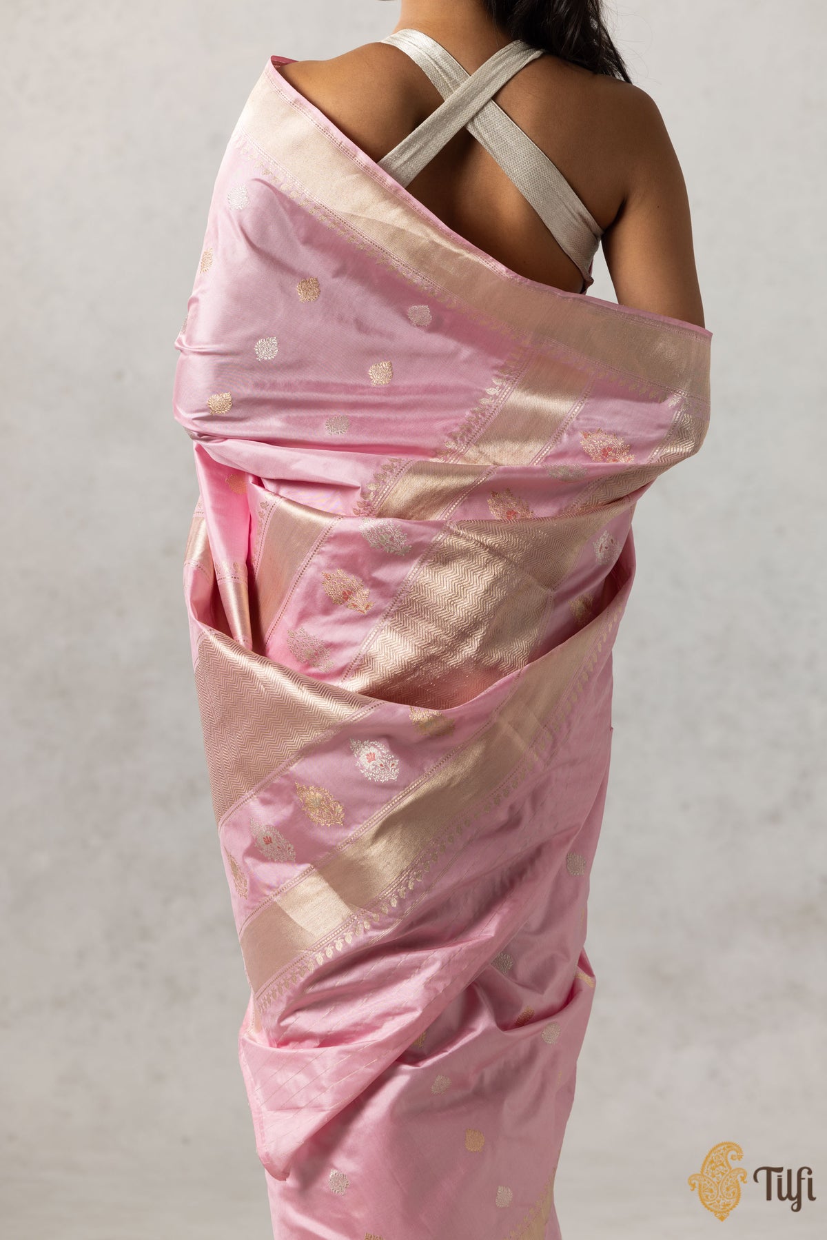 &#39;Katyayani&#39; Pink Pure Katan Silk Banarasi Handloom Saree