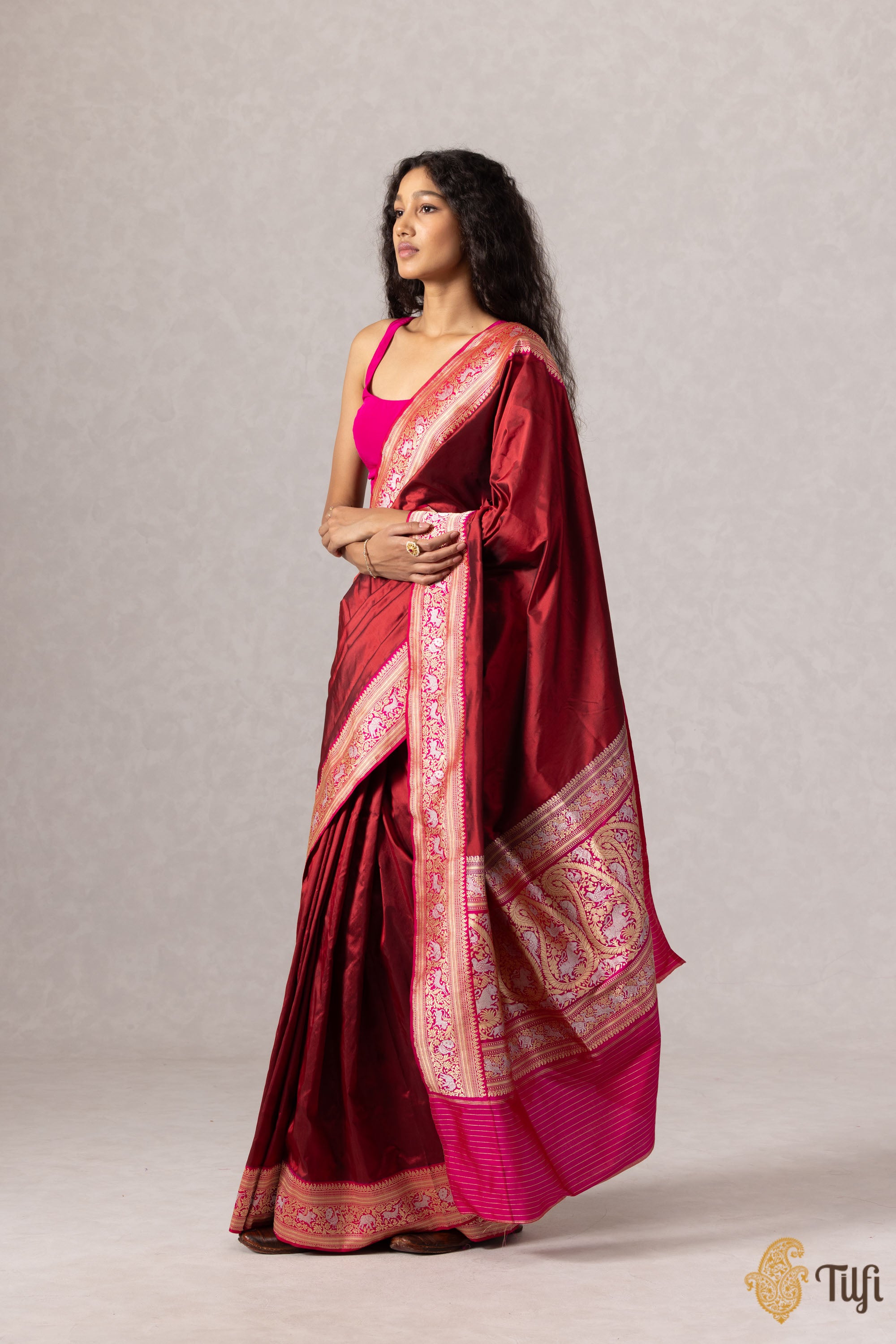 Red Rani Bold Fusion Handloom Saree