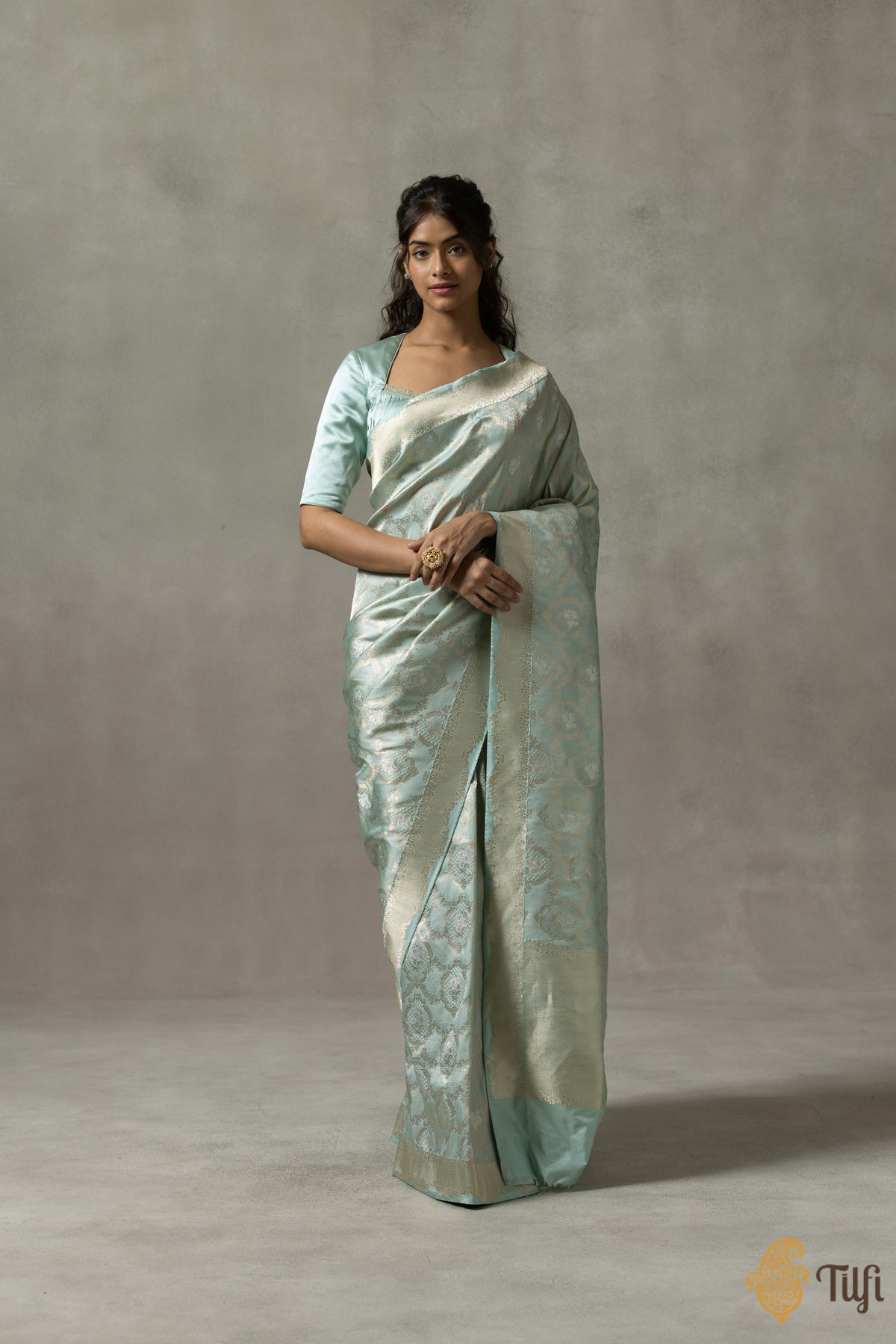 &#39;Jeanne&#39; Light Blue Pure Katan Silk Banarasi Handloom Saree