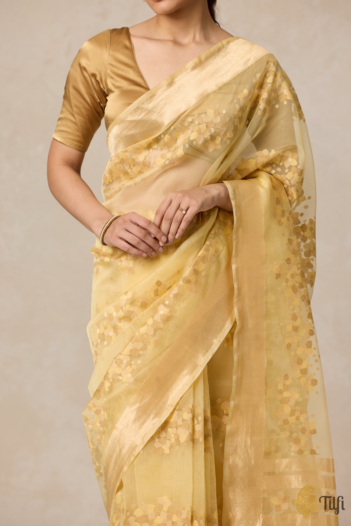 &#39;A Flourish of Primroses&#39; Ivory-Yellow Pure Kora Silk Net Banarasi Handloom Saree