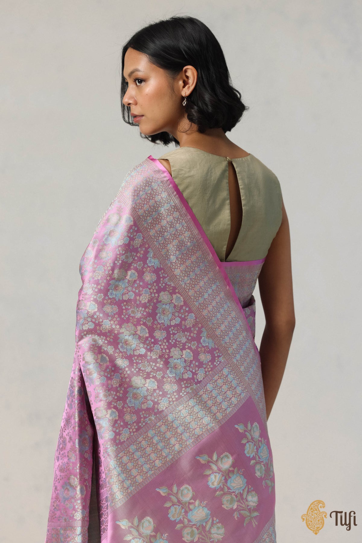&#39;Kaveri&#39; Gulabi Pink Pure Soft Satin Silk Banarasi Handloom Saree