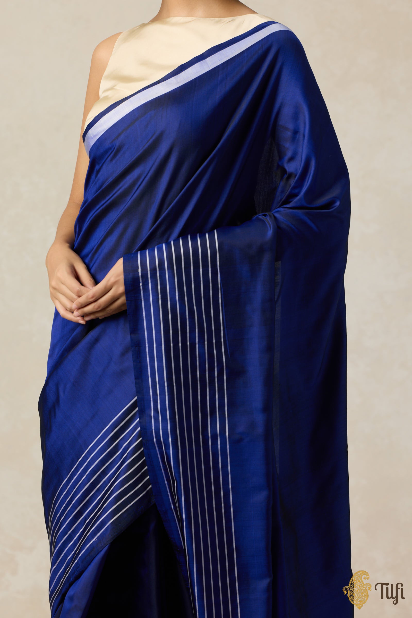 Mesmerizing Banarasi Silk Linen Handloom Blue Saree main image 0
