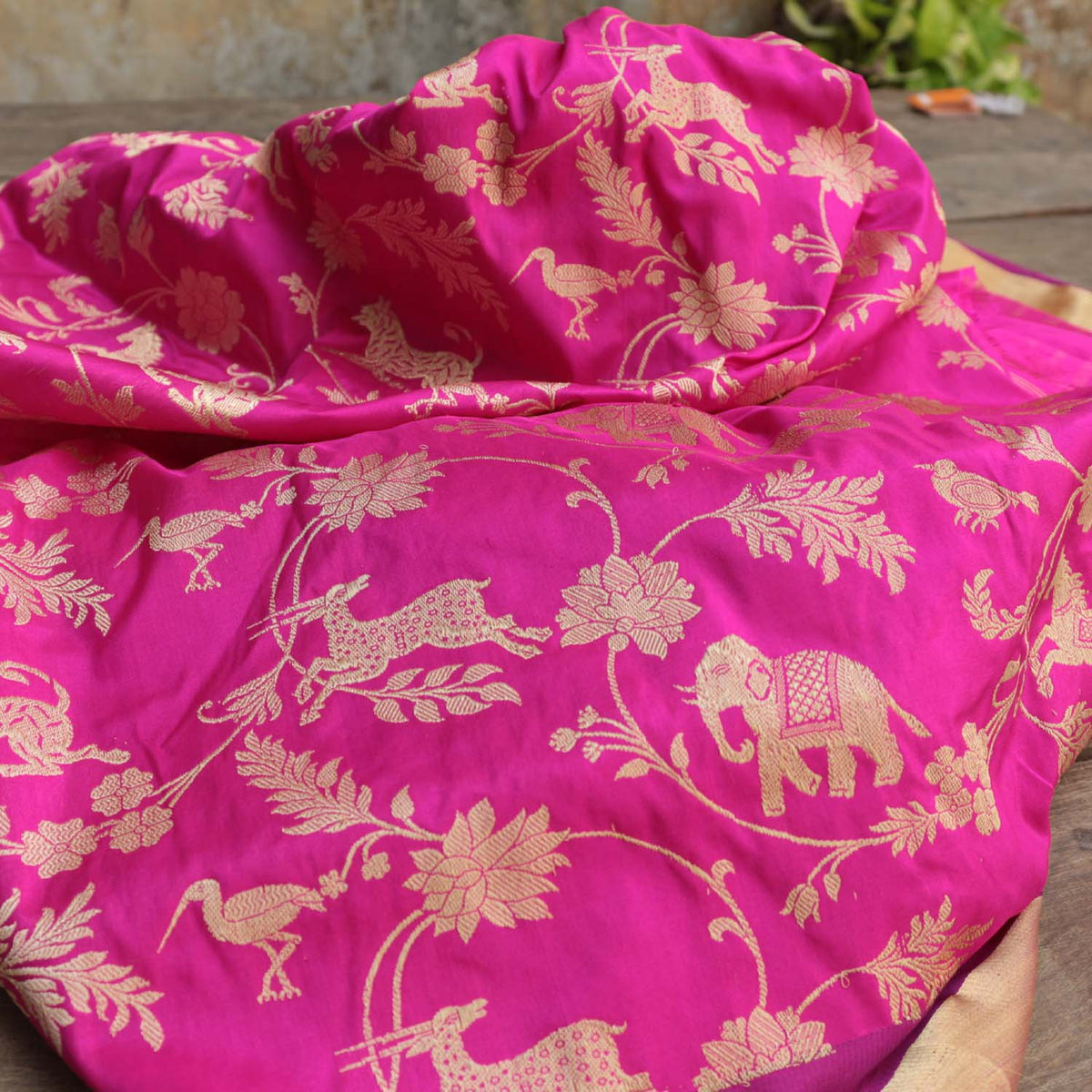 Rose Pink Pure Katan Silk Banarasi Handwoven Dupatta - Tilfi