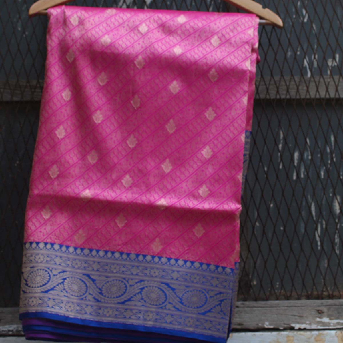 Rose Pink Pure Katan Silk Banarasi Handloom Saree - Tilfi - 1