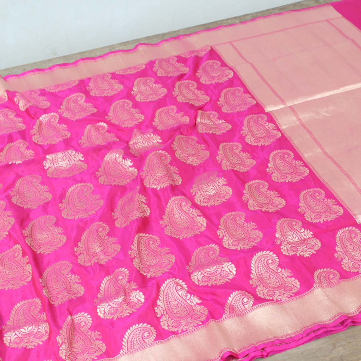 Indian Pink Pure Silk Georgette Handloom Banarasi Saree - Tilfi