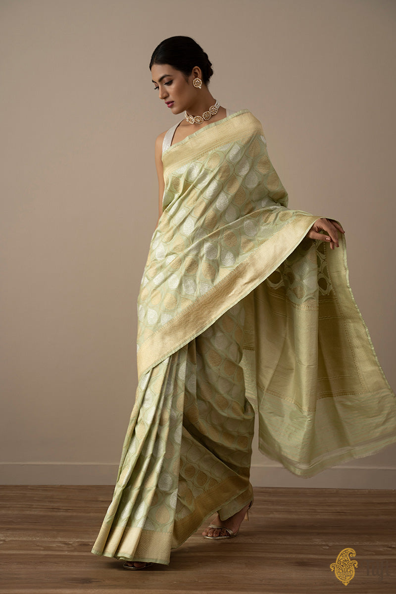 &#39;Vedika&#39; Pista Green Pure Katan Silk Banarasi Handloom Saree