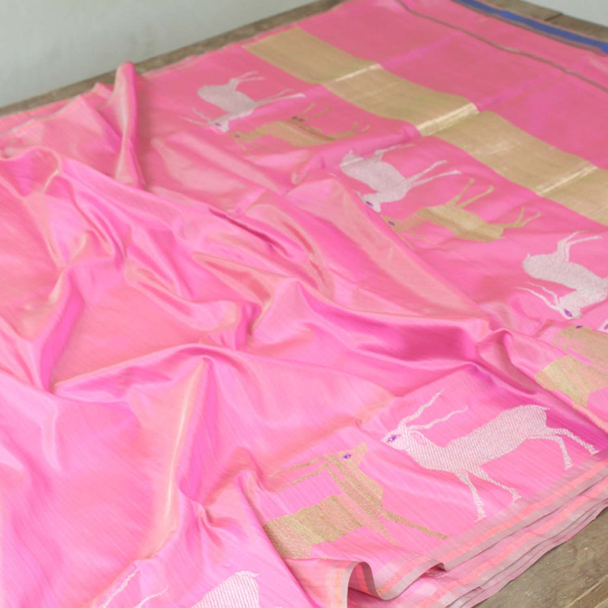 Rose Pink Shot Color Pure Katan Silk Banarasi Handloom Saree - Tilfi - 2