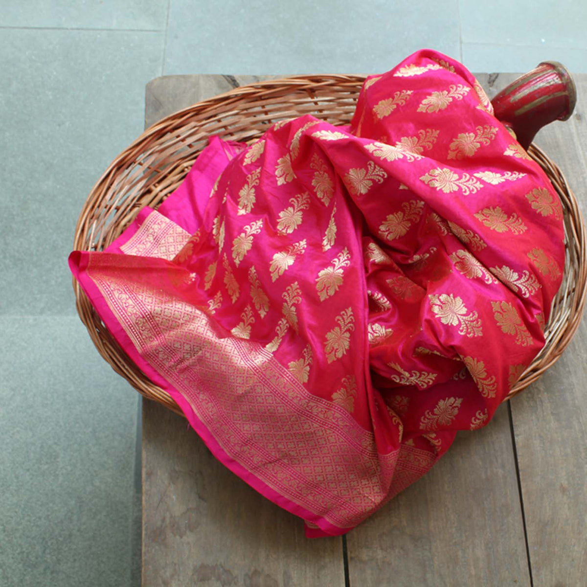 Maroon Rose-Pink Pure Katan Silk Banarasi Handloom Dupatta - Tilfi - 1