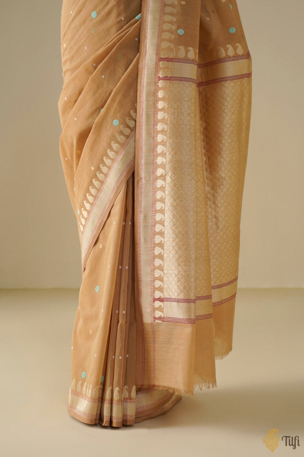 Beige-Brown Pure Cotton Banarasi Kadhua Handloom Saree