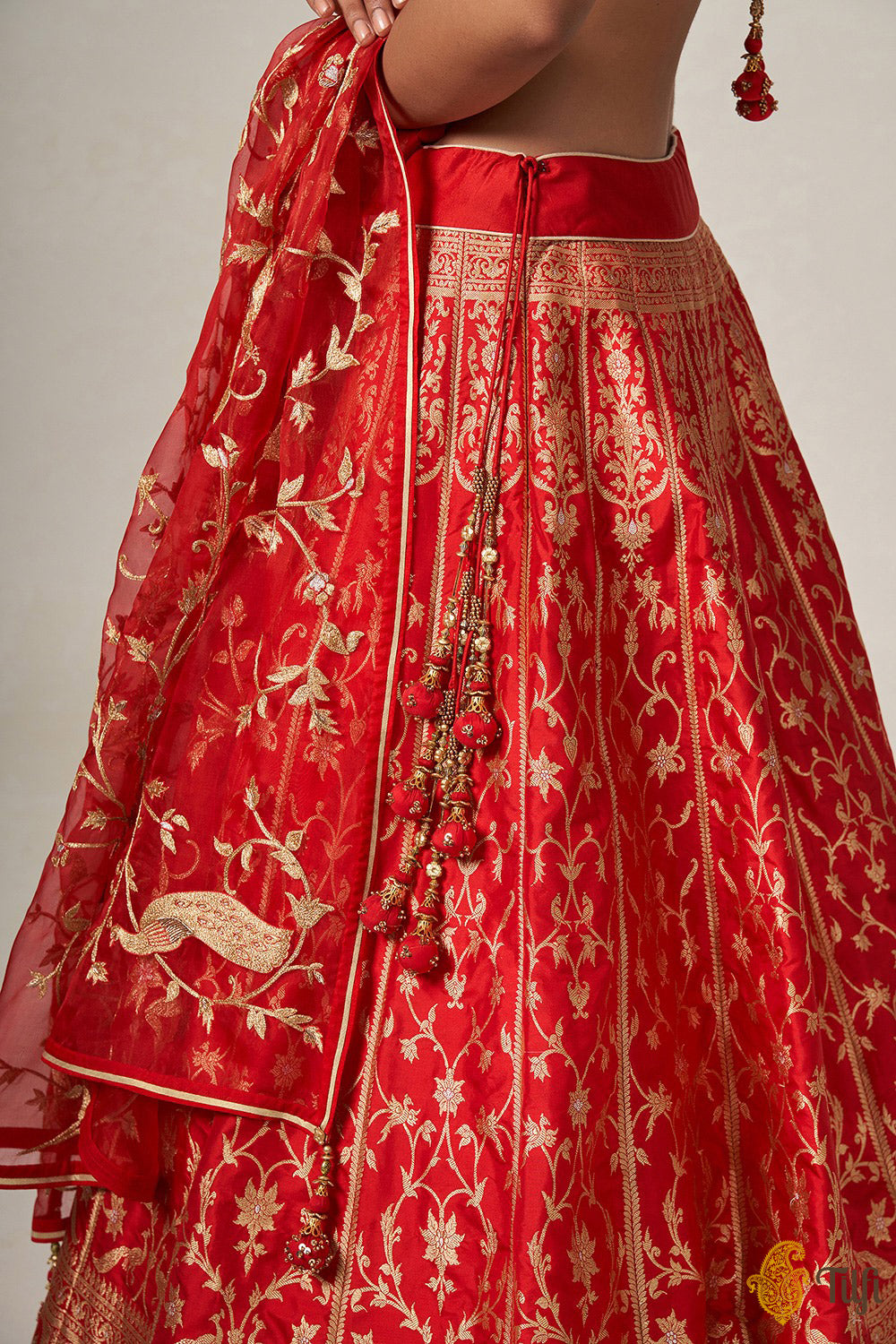 Red Banarasi Semi Cotton Silk Zaal Buta Saree Woven Skirt Border Sari –  Banarasi Vastra