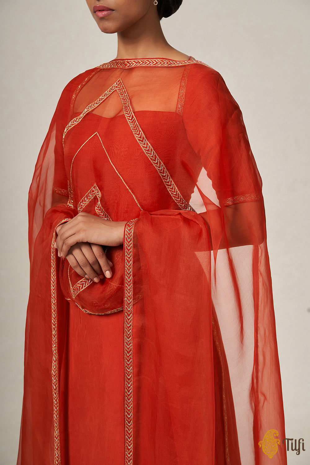 &#39;Kaumari&#39; Rust Red Pure Handloom Silk Brocade Suit Set