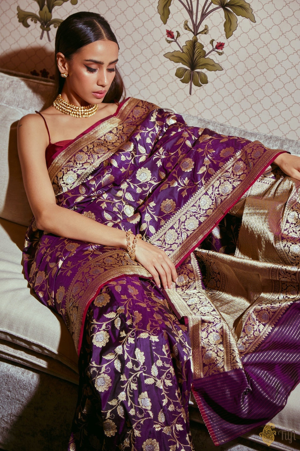 Details more than 140 dark purple silk saree best