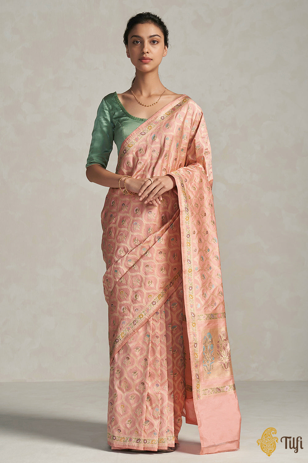 &#39;Shiraz&#39; Peach-Pink Pure Katan Silk Banarasi Handloom Saree