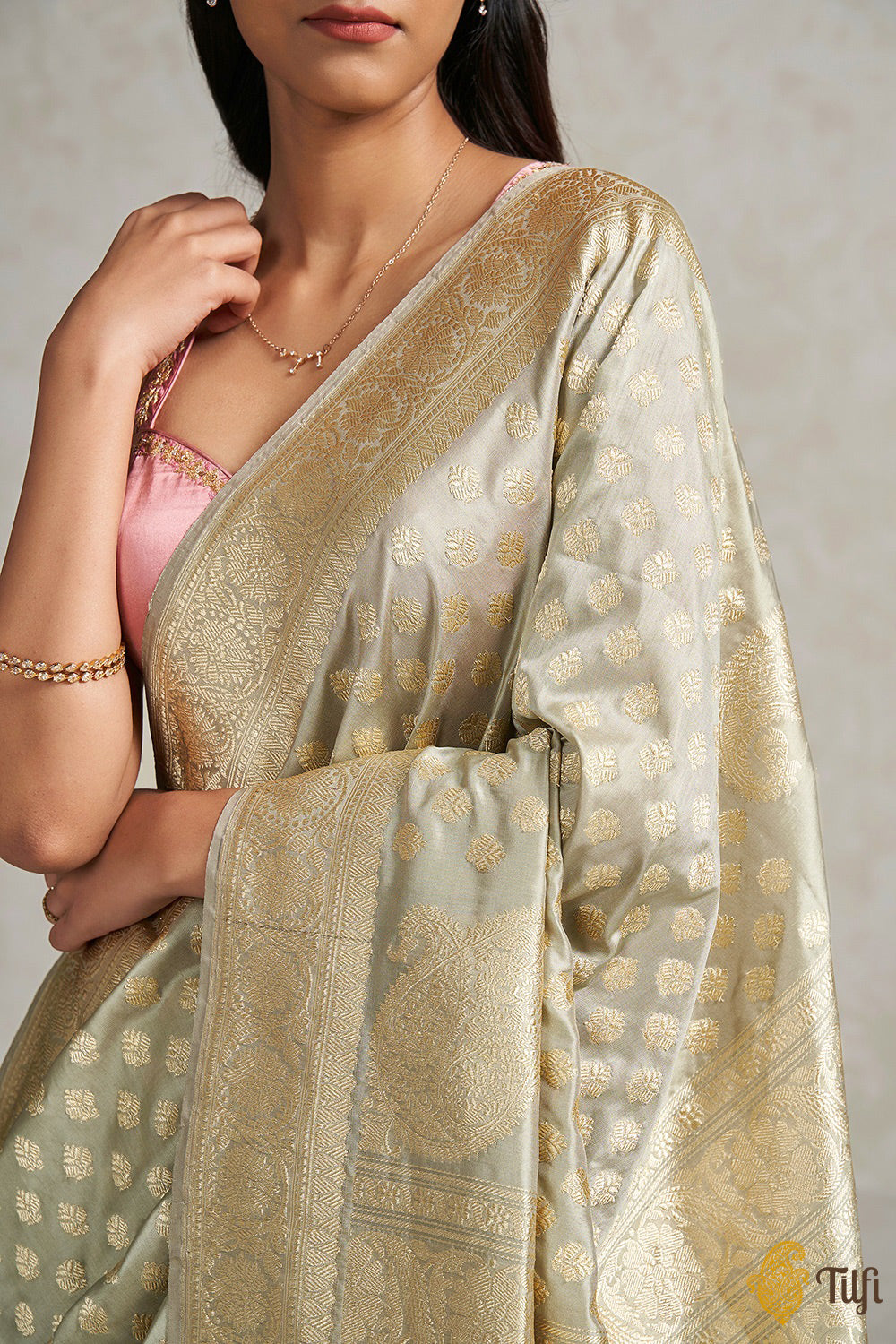 &#39;Vidya&#39; Grey Pure Katan Silk Banarasi Handloom Saree