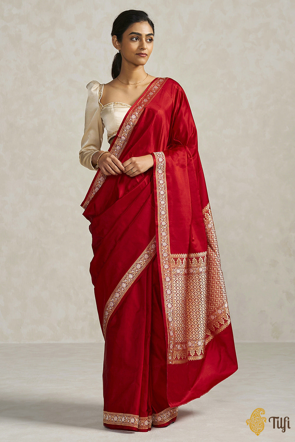 Pre-Order: Red Pure Soft Satin Silk Banarasi Handloom Saree