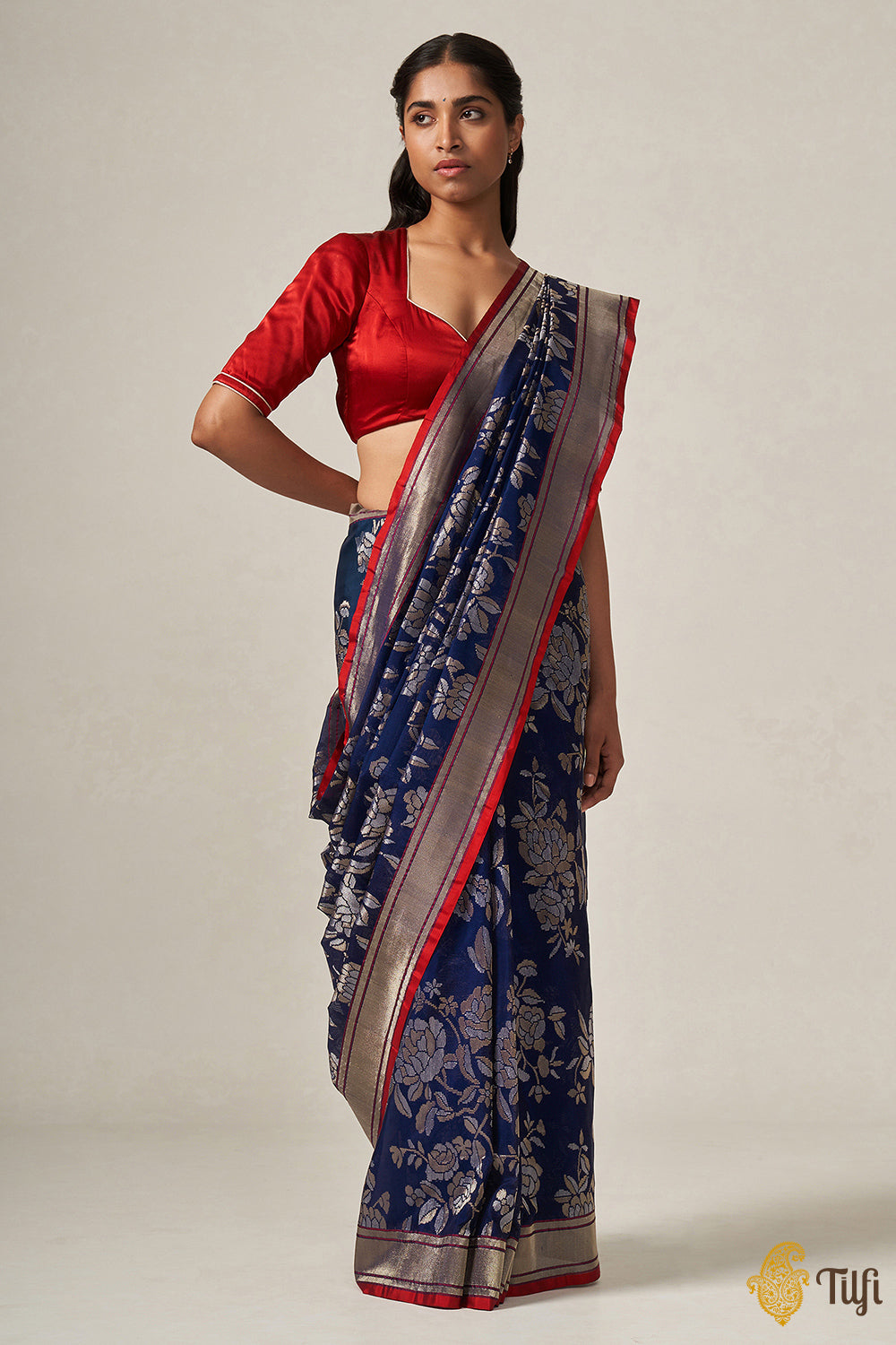 &#39;Shobhana&#39; Navy Blue Pure Katan Silk Georgette Real Zari Banarasi Handloom Saree