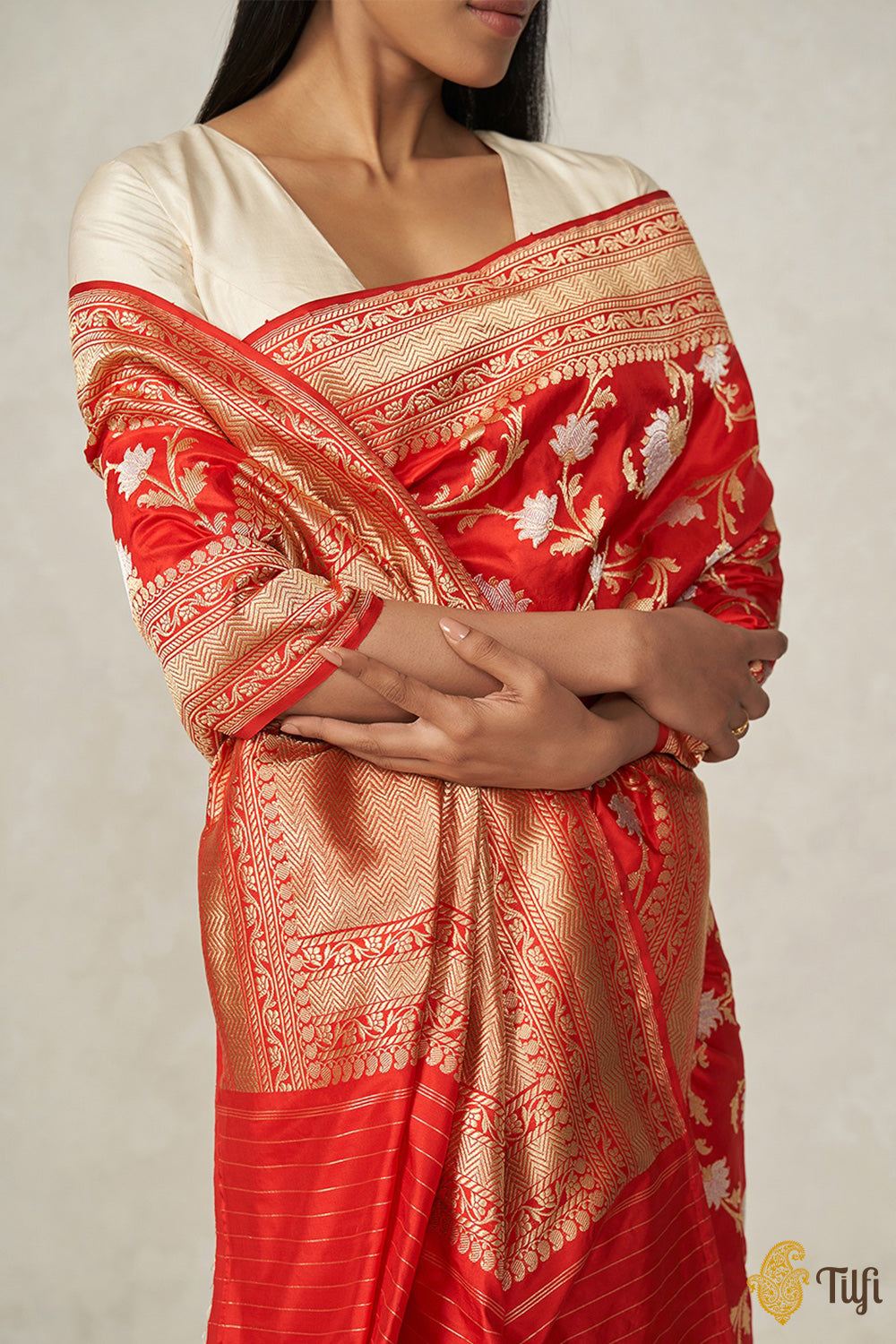 &#39;Menaka&#39; Red Pure Katan Silk Banarasi Handloom Saree