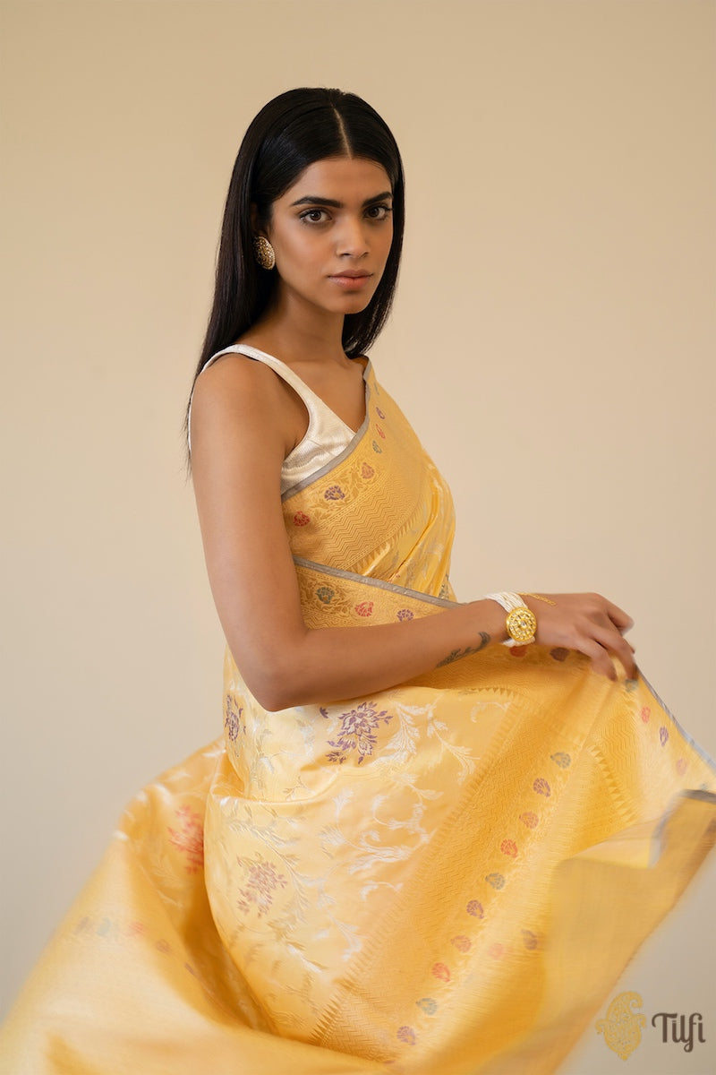 &#39;Romana&#39; Light Yellow-Peach Pure Katan Silk Banarasi Floral Handloom Saree