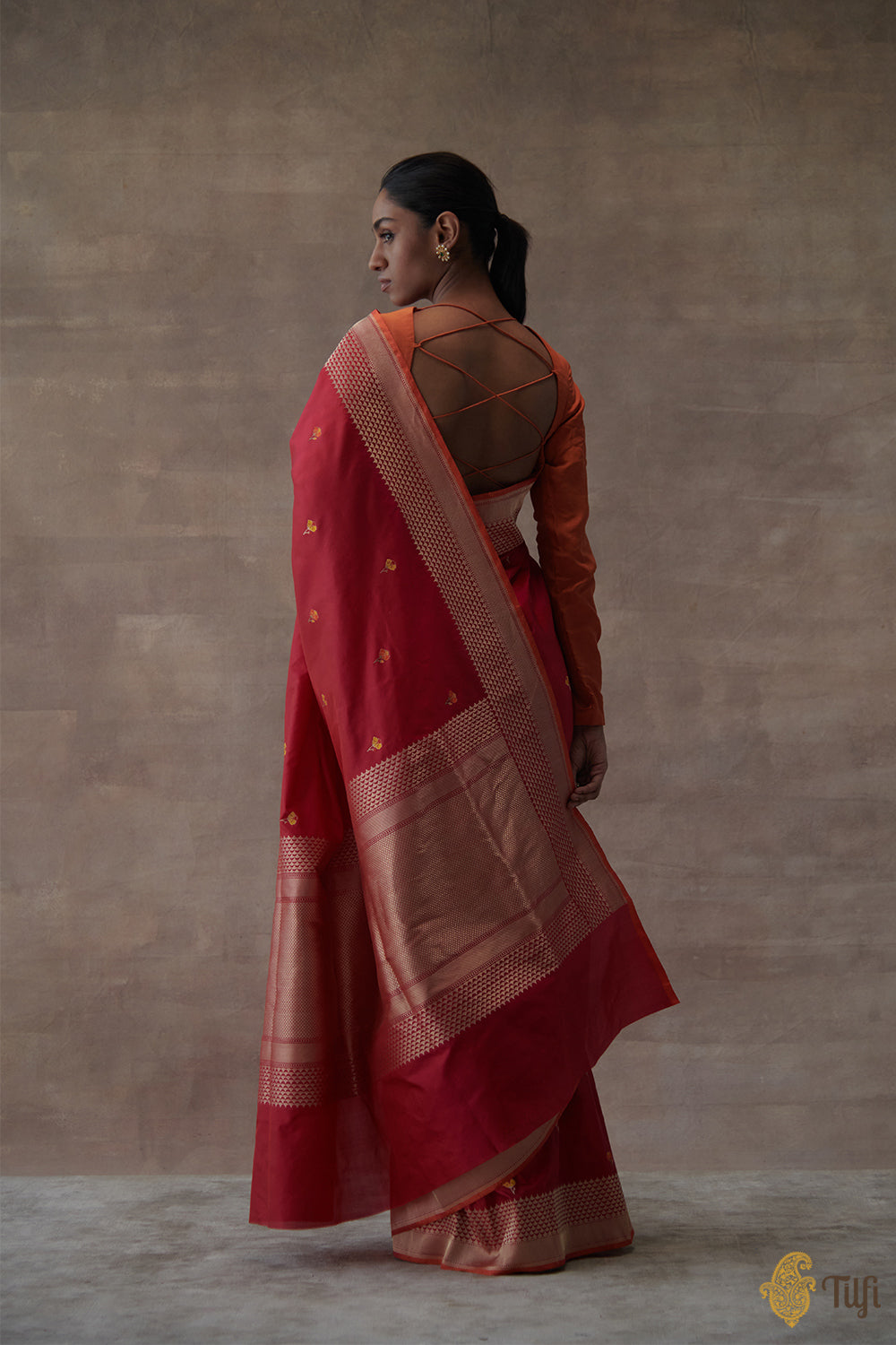 &#39;Madhavi&#39; Red-Rani Pink Pure Katan Silk Banarasi Handloom Saree