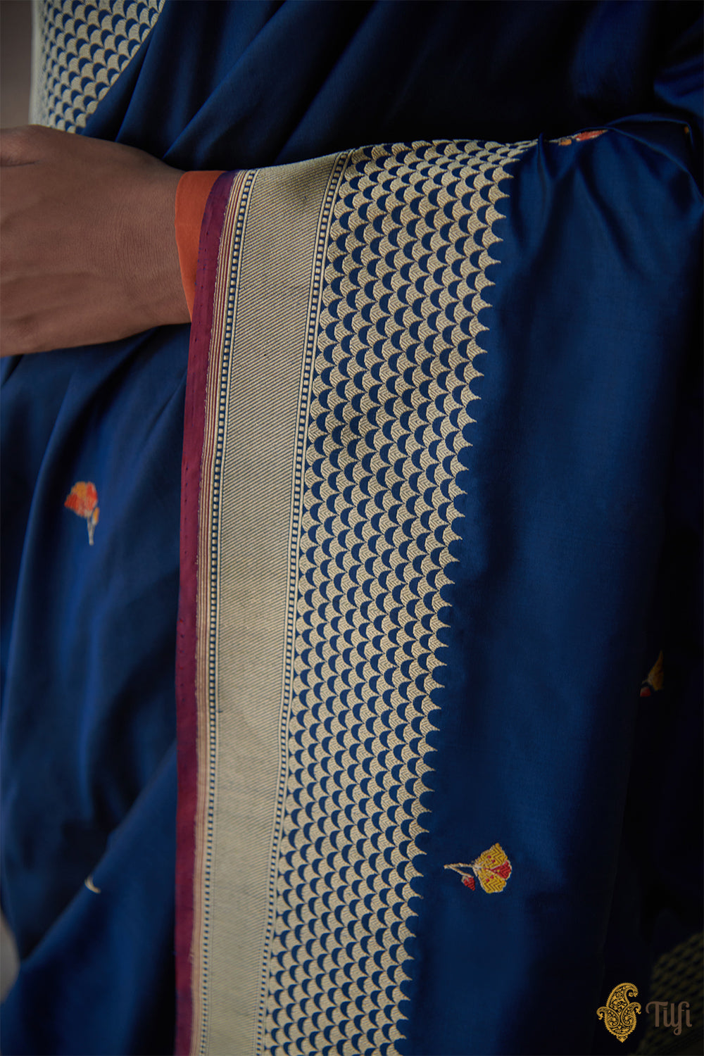 &#39;Madhavi&#39; Midnight Blue Pure Katan Silk Banarasi Handloom Saree
