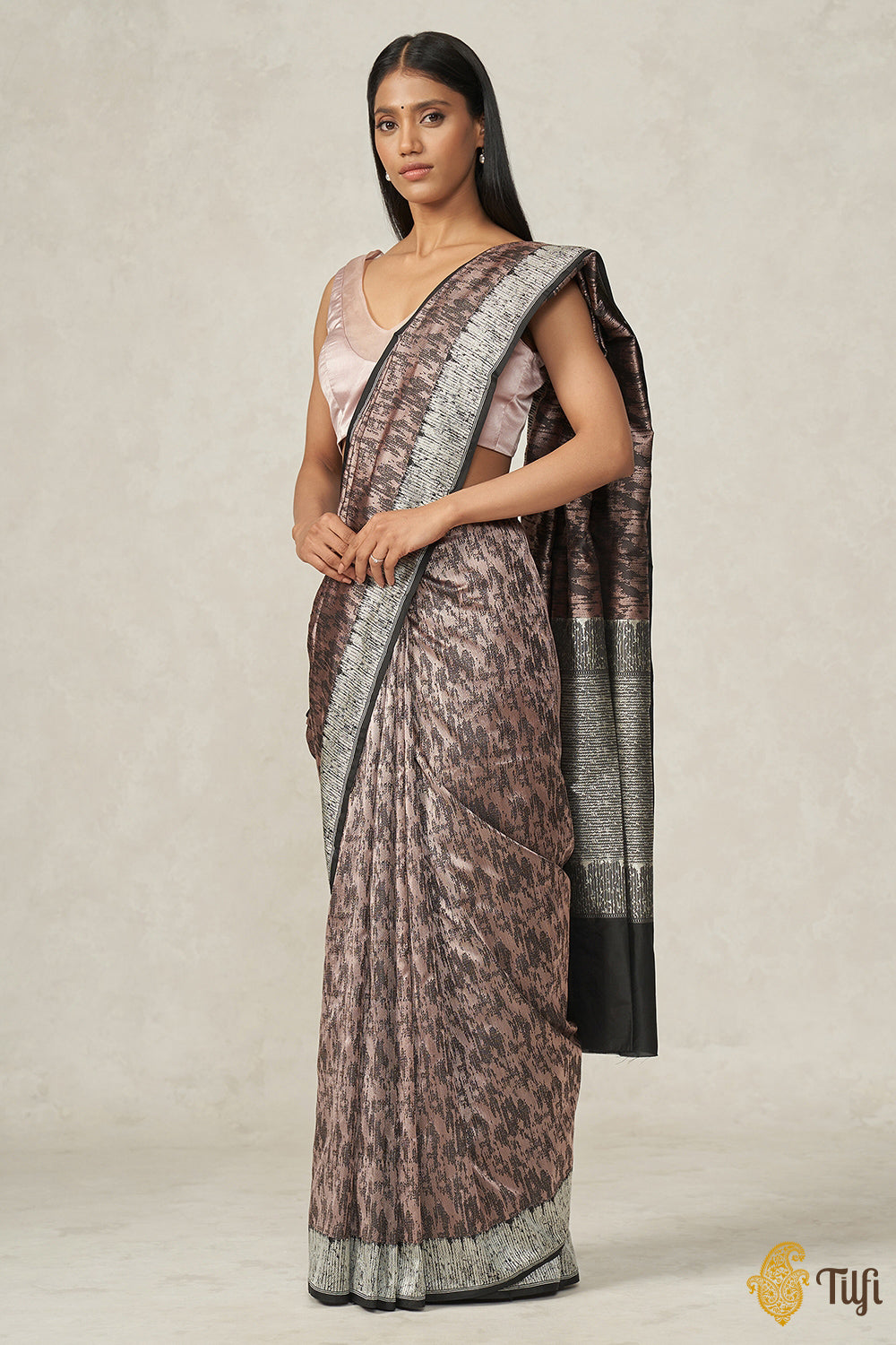 &#39;Kumudini&#39; Light Copper Brown-Black Pure Katan Silk Banarasi Handloom Saree