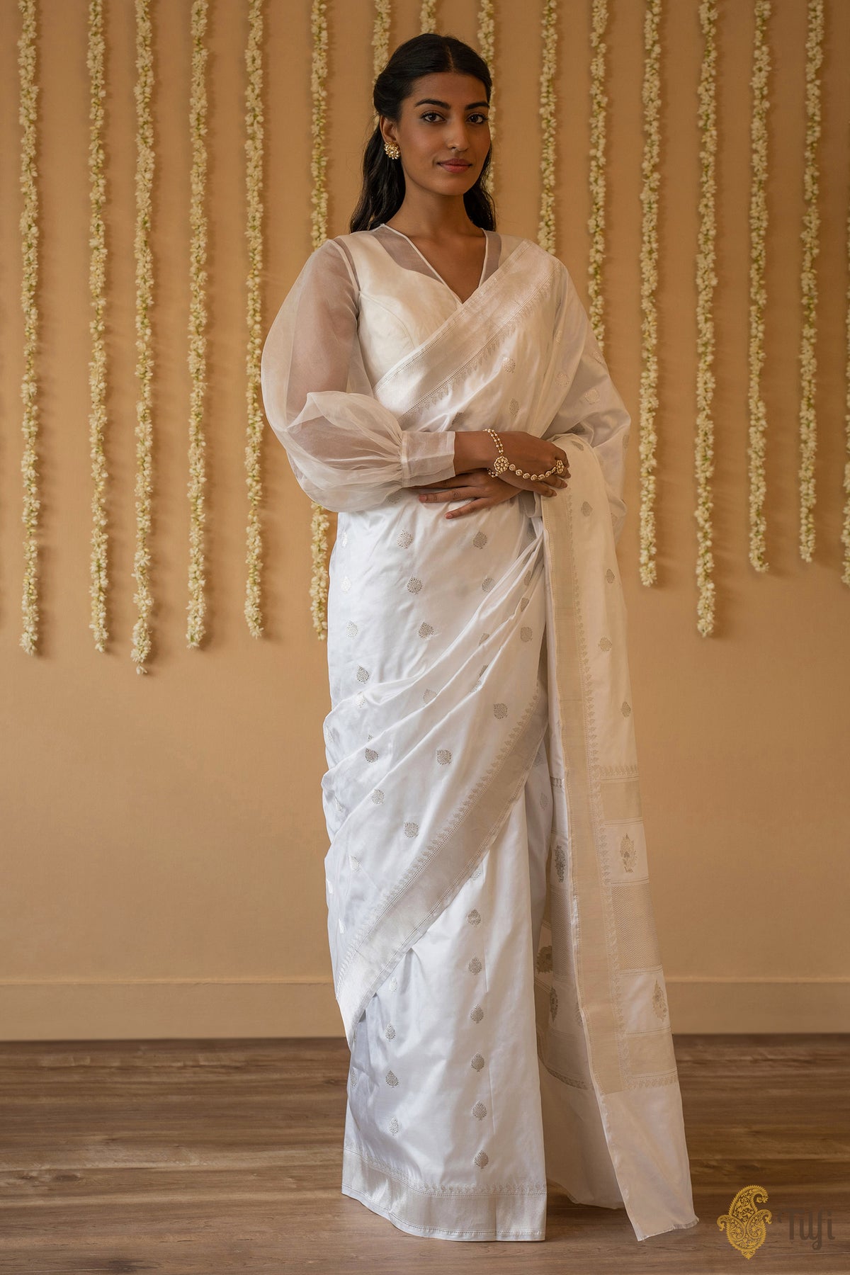 &#39;Katyayani&#39; White Pure Katan Silk Banarasi Handloom Saree