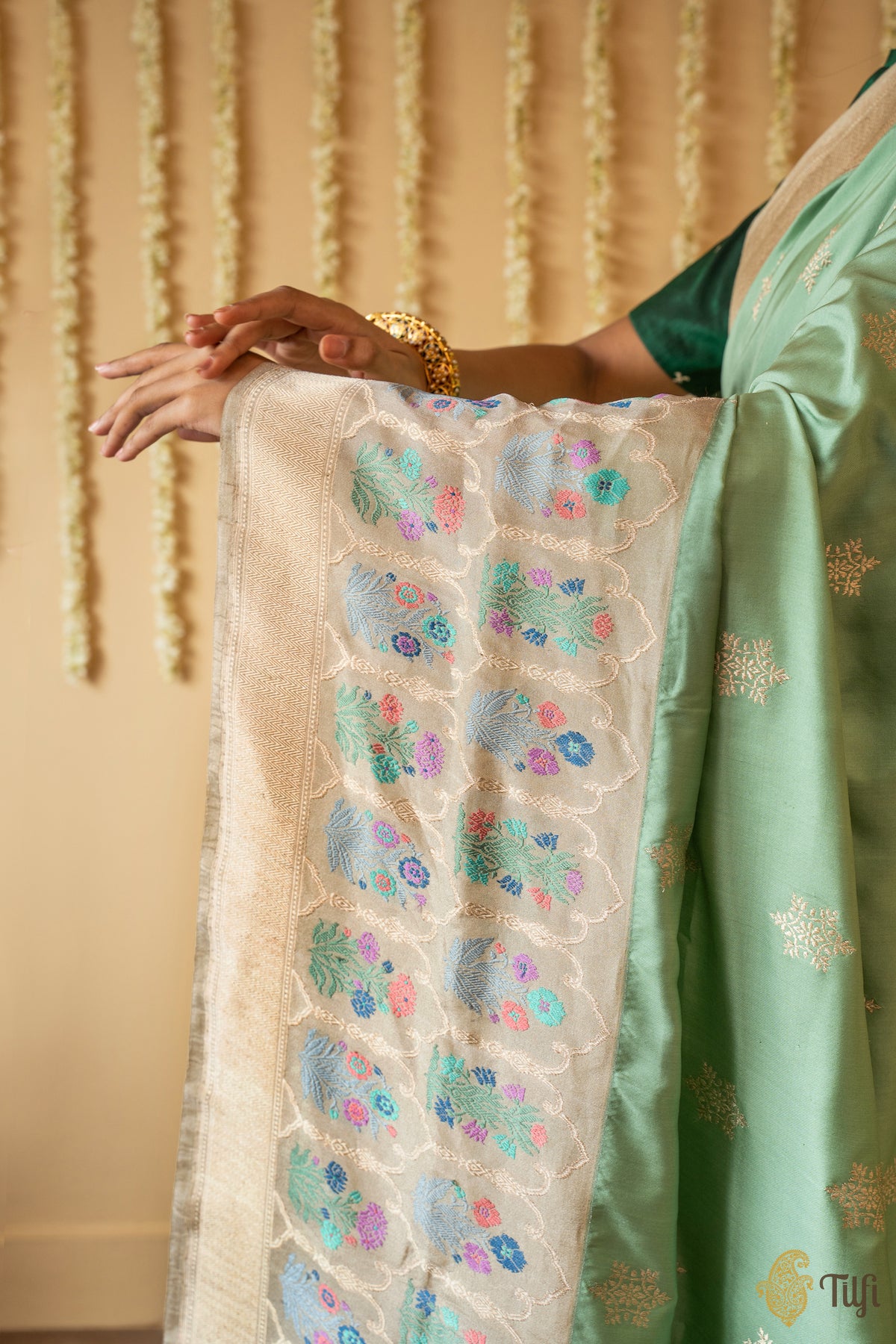 Aqua Green Pure Ektara Silk Tissue Banarasi Handloom Saree