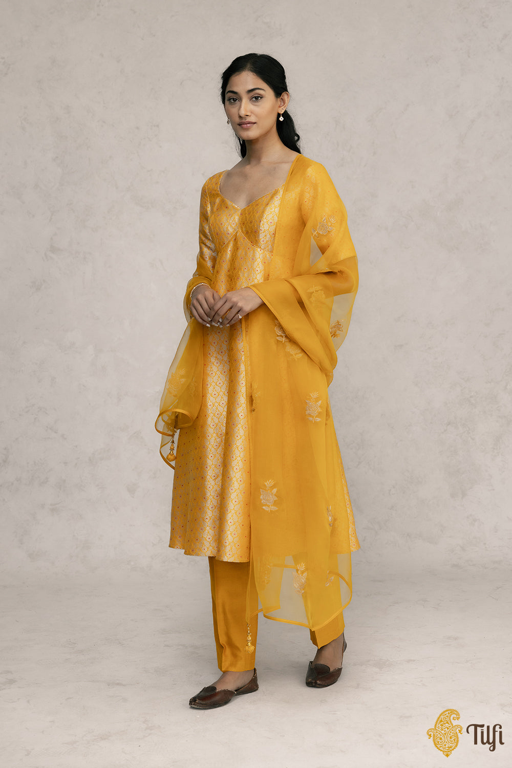 Buy Peach Kurta Suit Sets for Women by CHHABRA 555 Online | Ajio.com